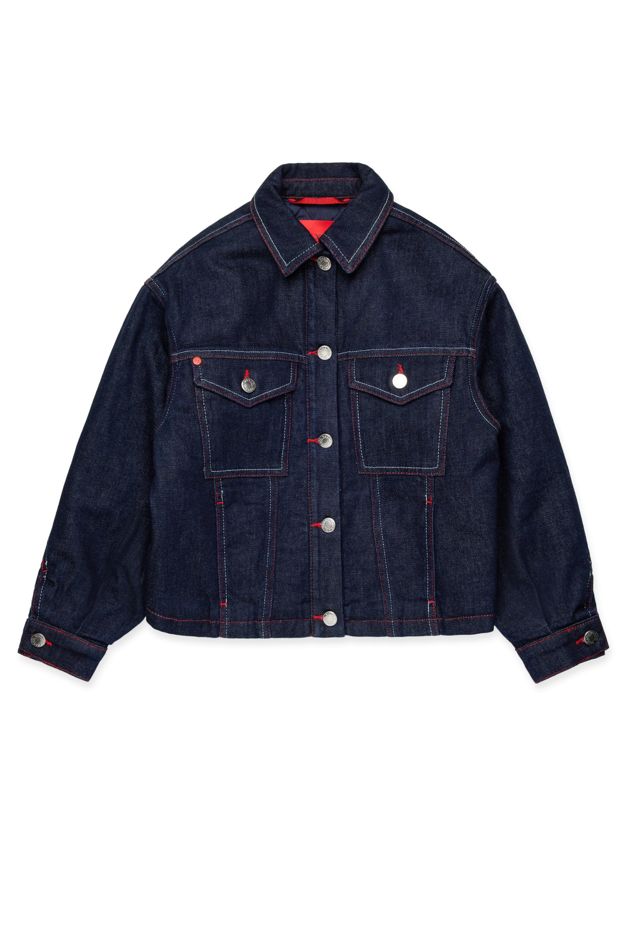 濃紺のデニムジャケット