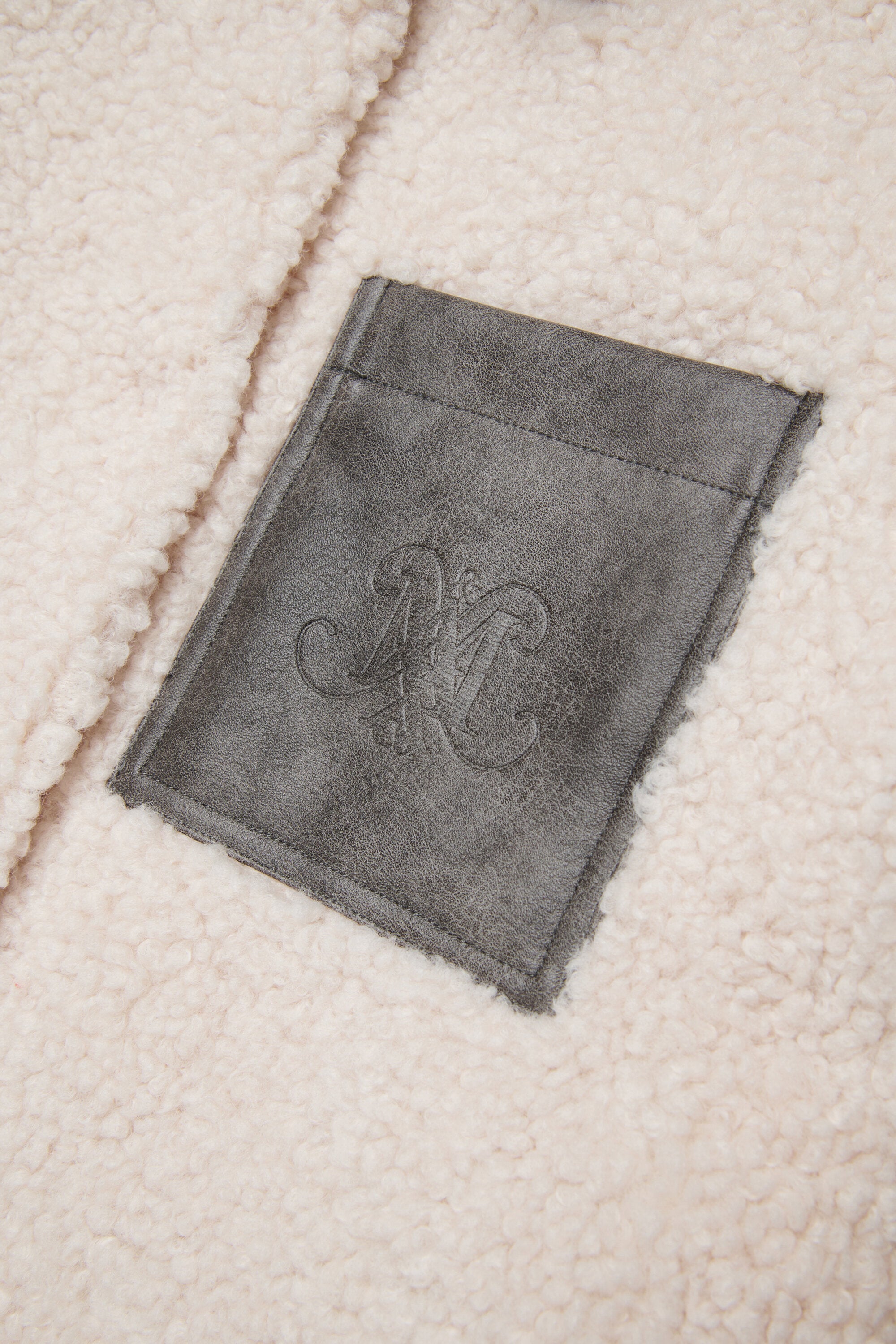 マキシポケット付きテディコート