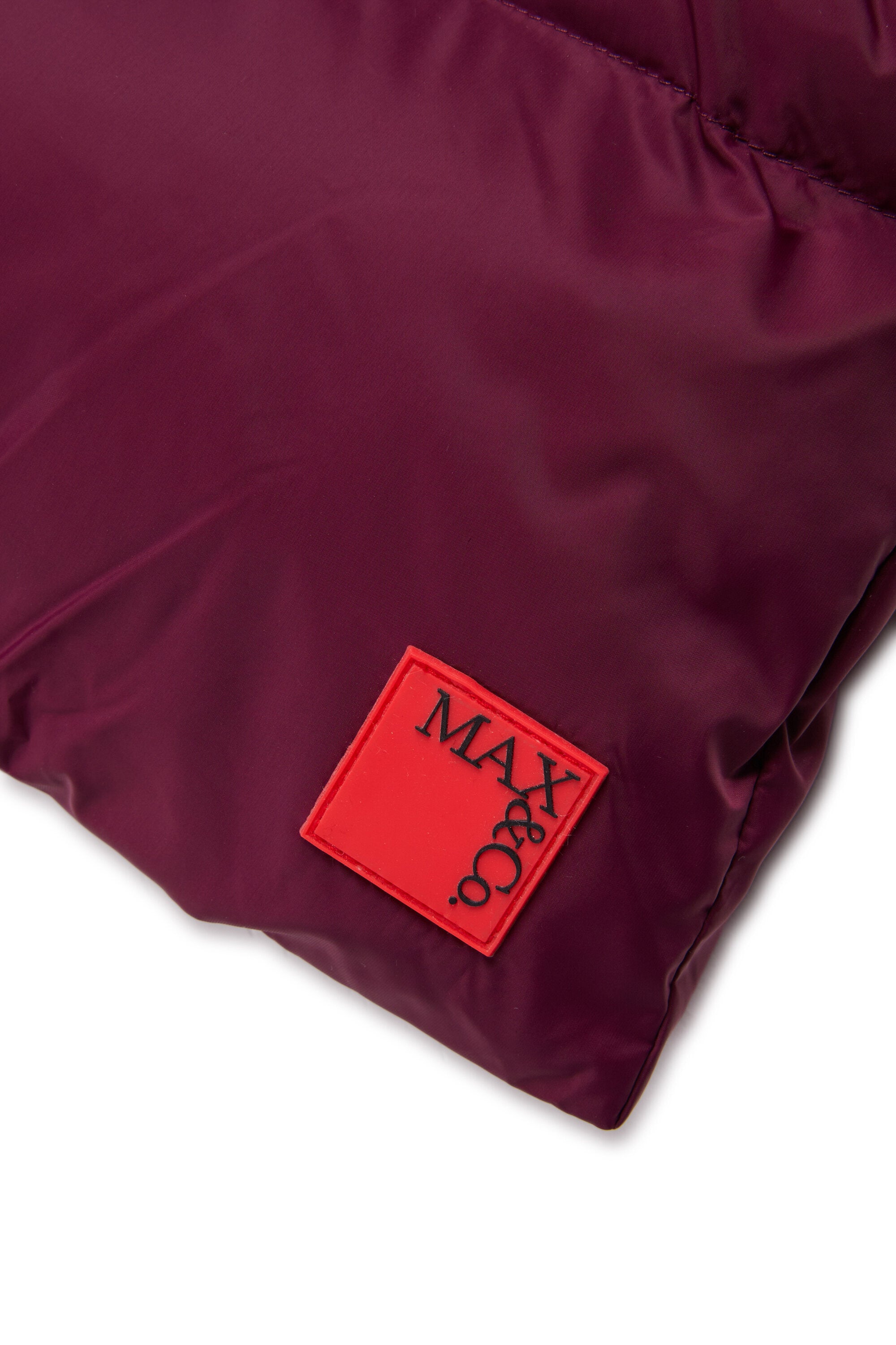 Long padded jacket with maxi pockets