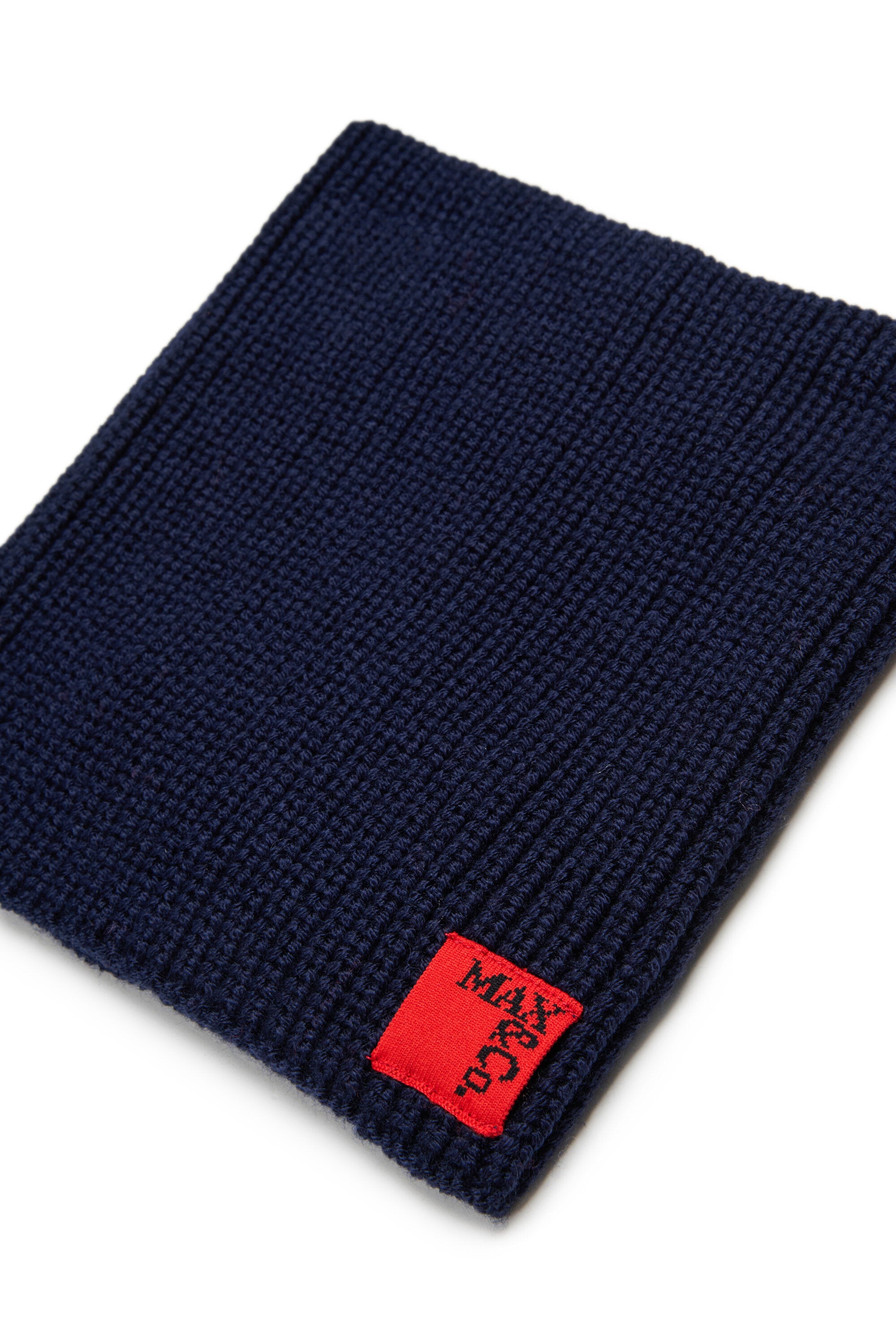 Wool-blend knit collar with patch