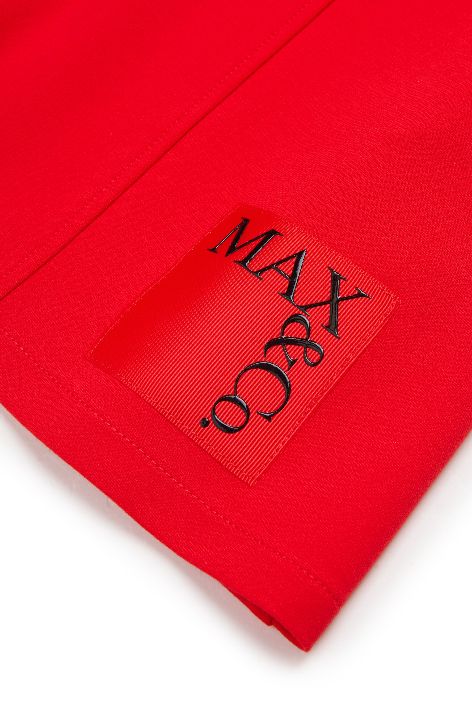 ロゴ入りノースリーブドレス