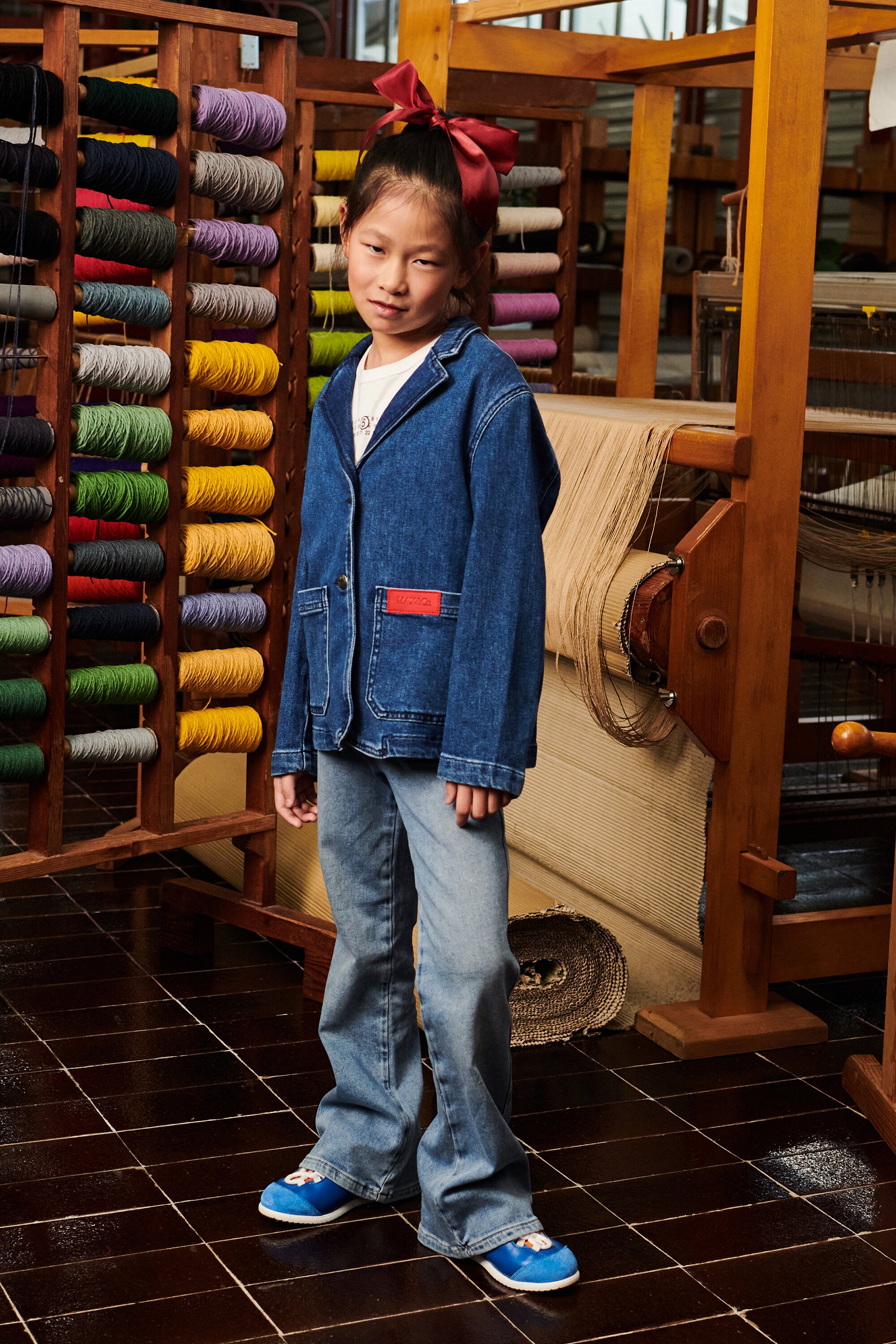 ロゴ入りデニムブレザージャケット