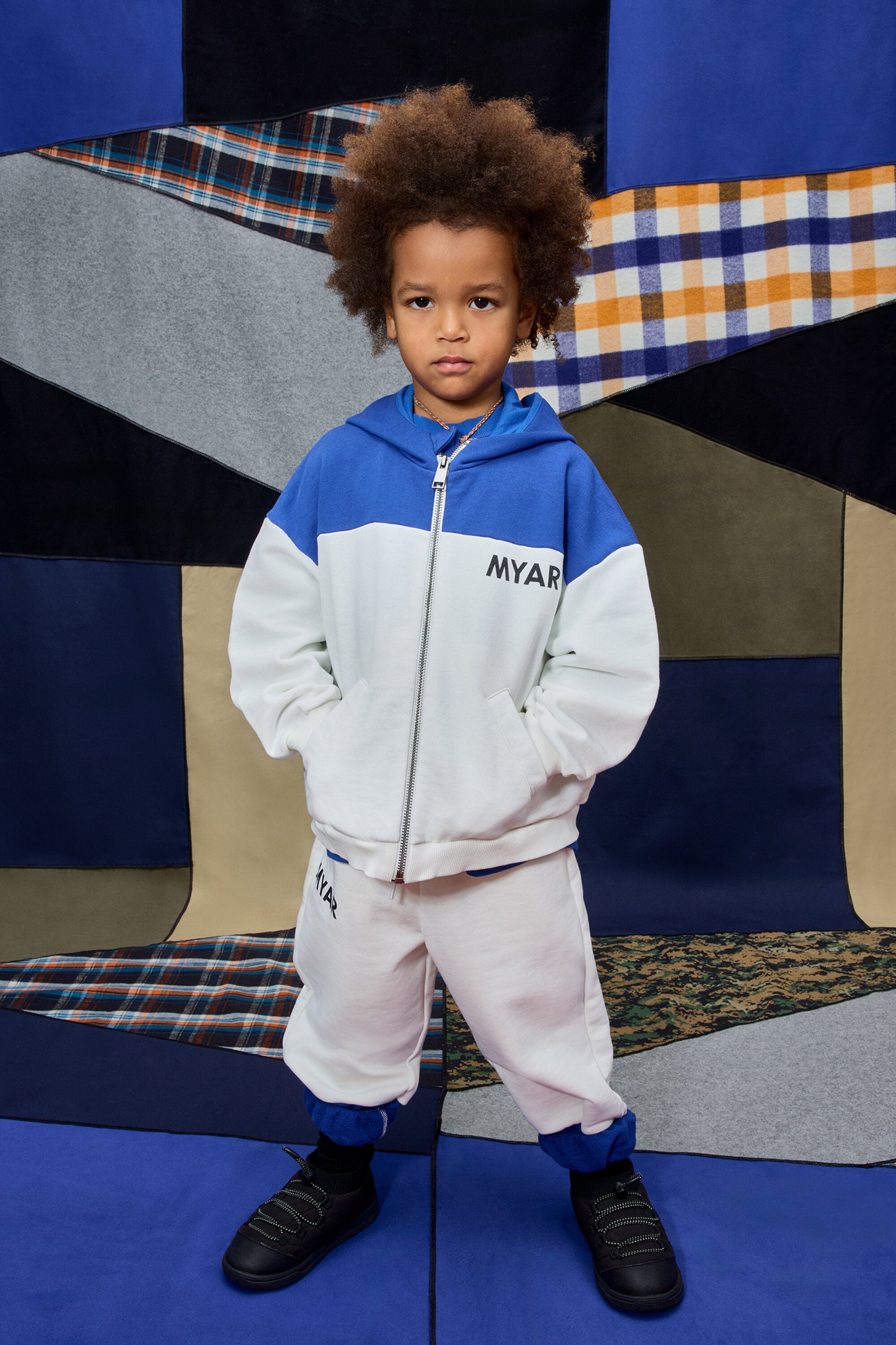 Hoodie with MYAR logo