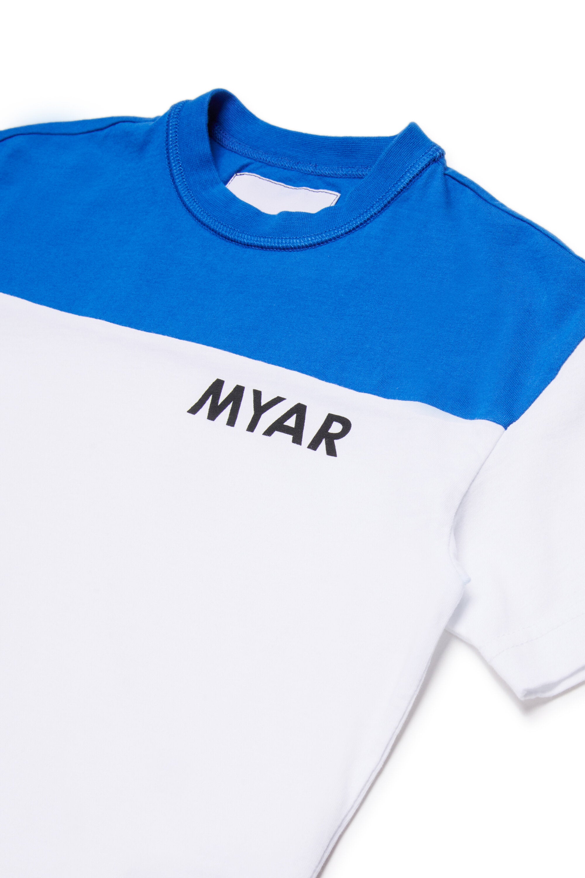 Short sleeve T-shirt with MYAR logo