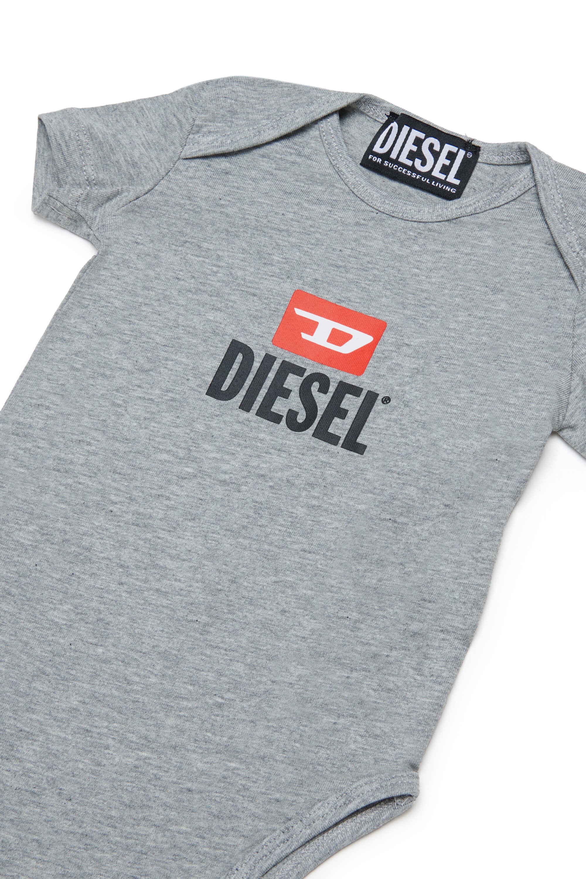 ロゴ入りベビー用ボディ