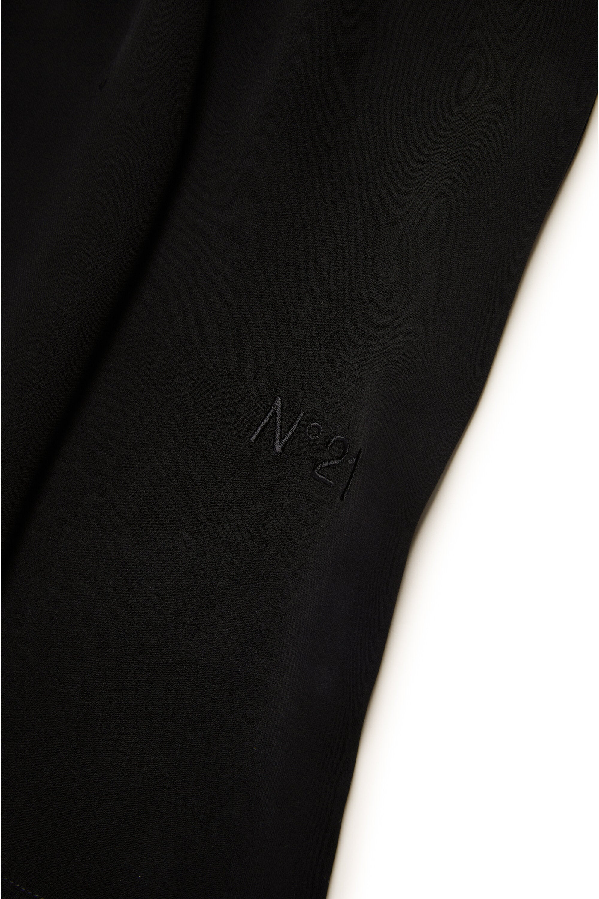 ノースリーブクレープドレス