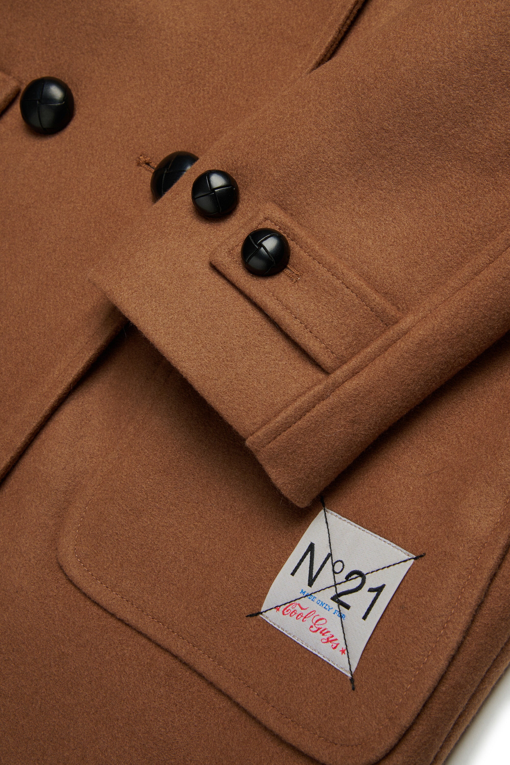 Double-breasted egg-shape cloth coat