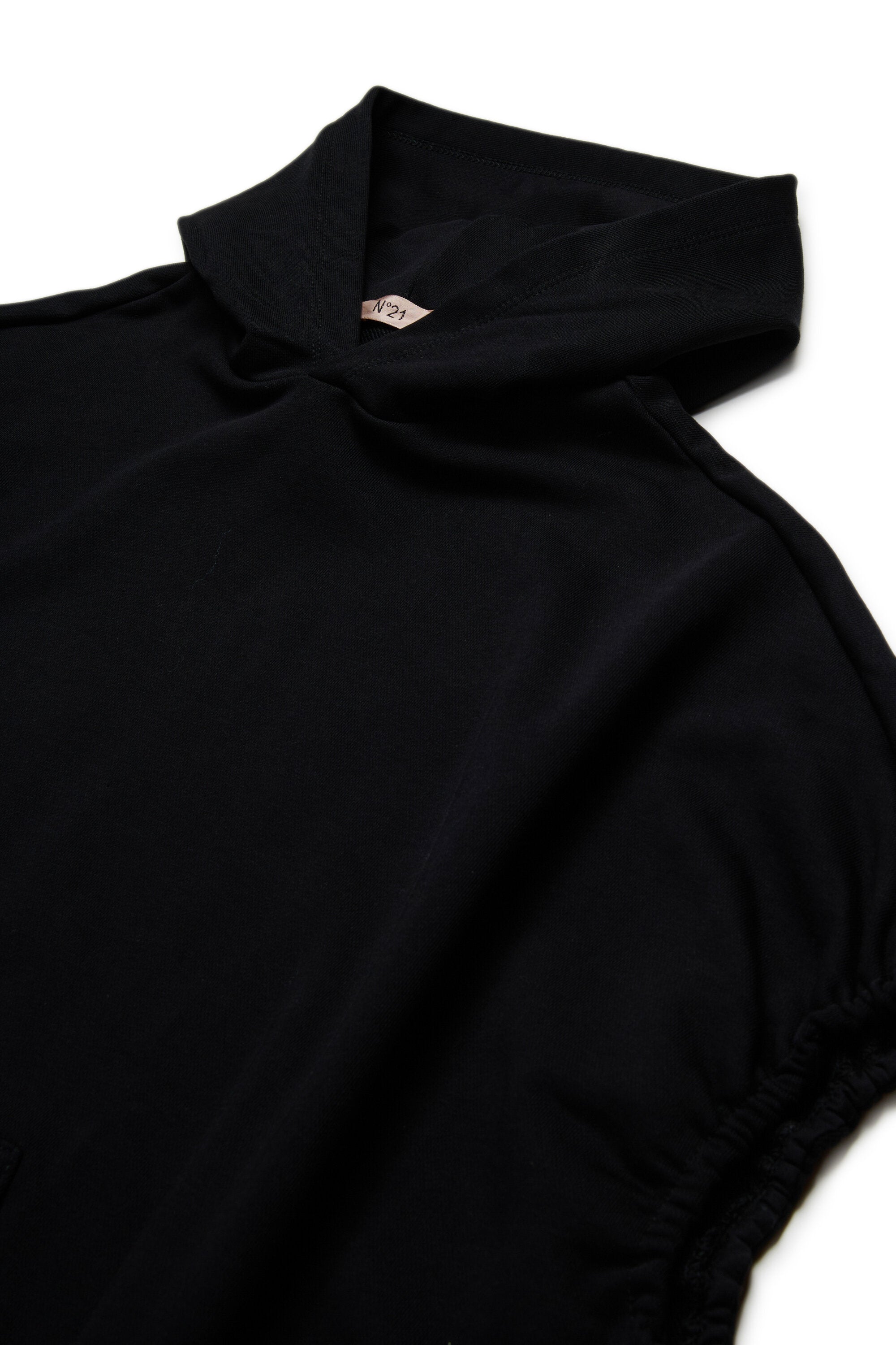 オーバーサイズ・フリース・ケープ・ドレス