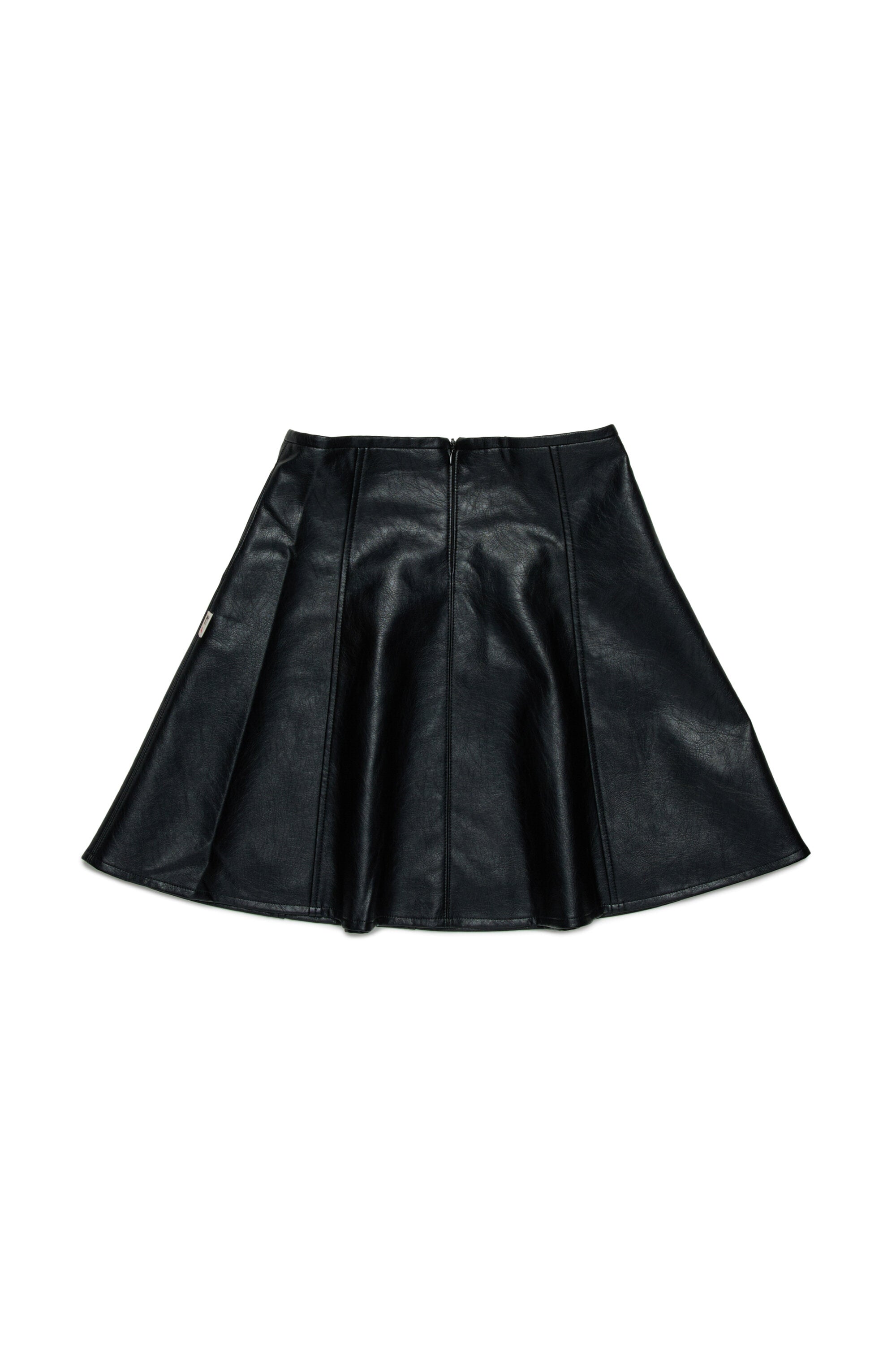 Short circle skirt in coated fabric