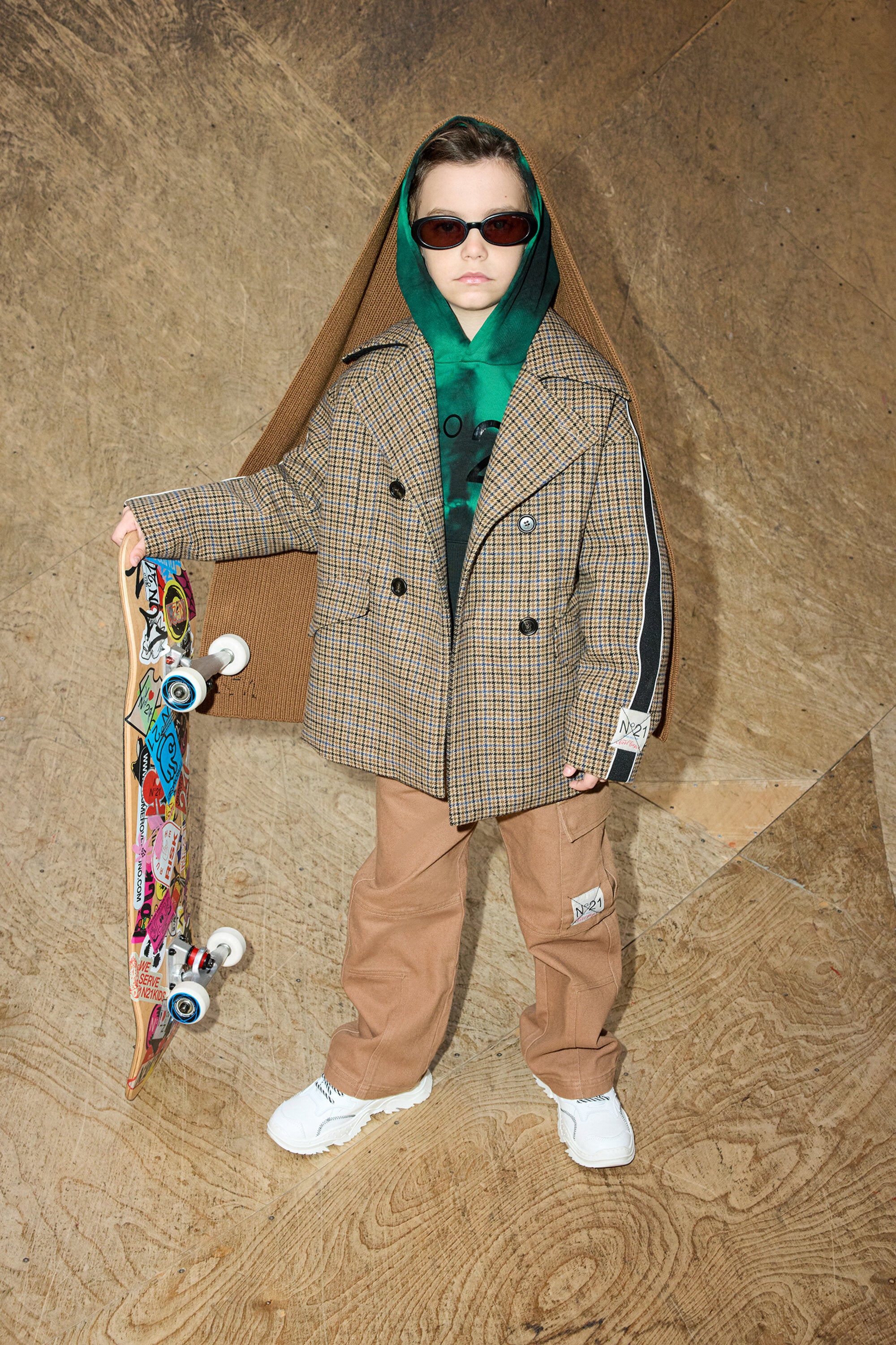 ハリス・ツイード・ピーコート