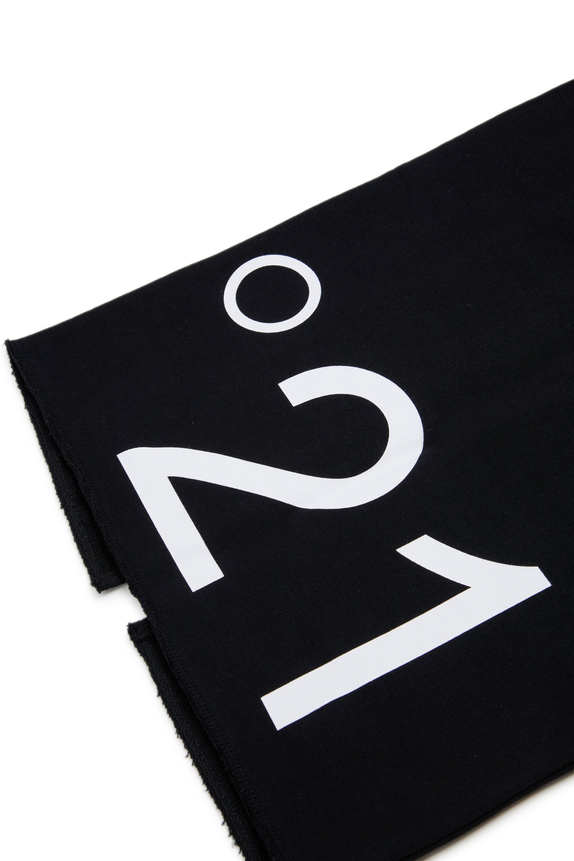 ロゴ入りミディスカート