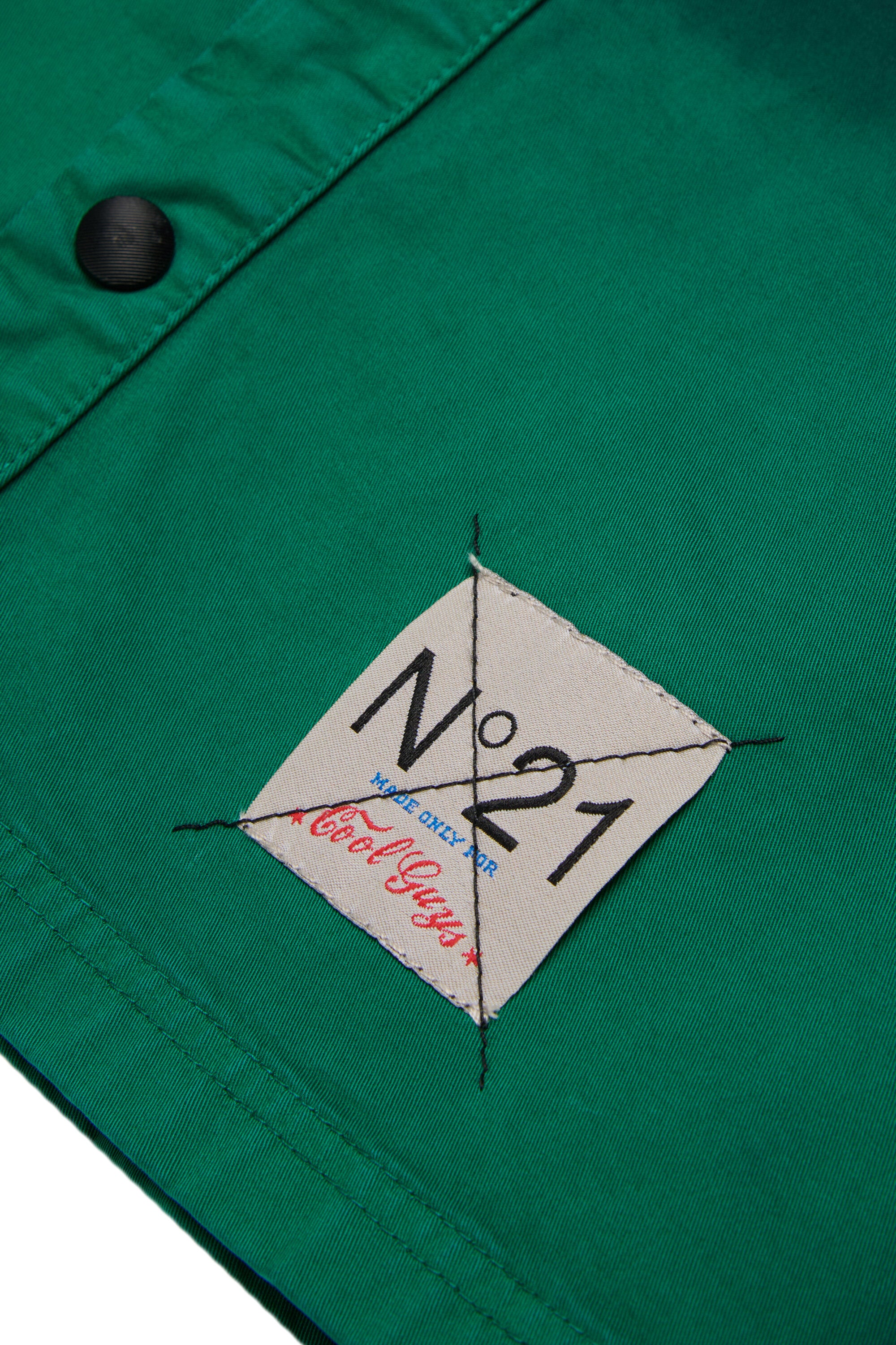 グラデーション効果のシャツジャケット