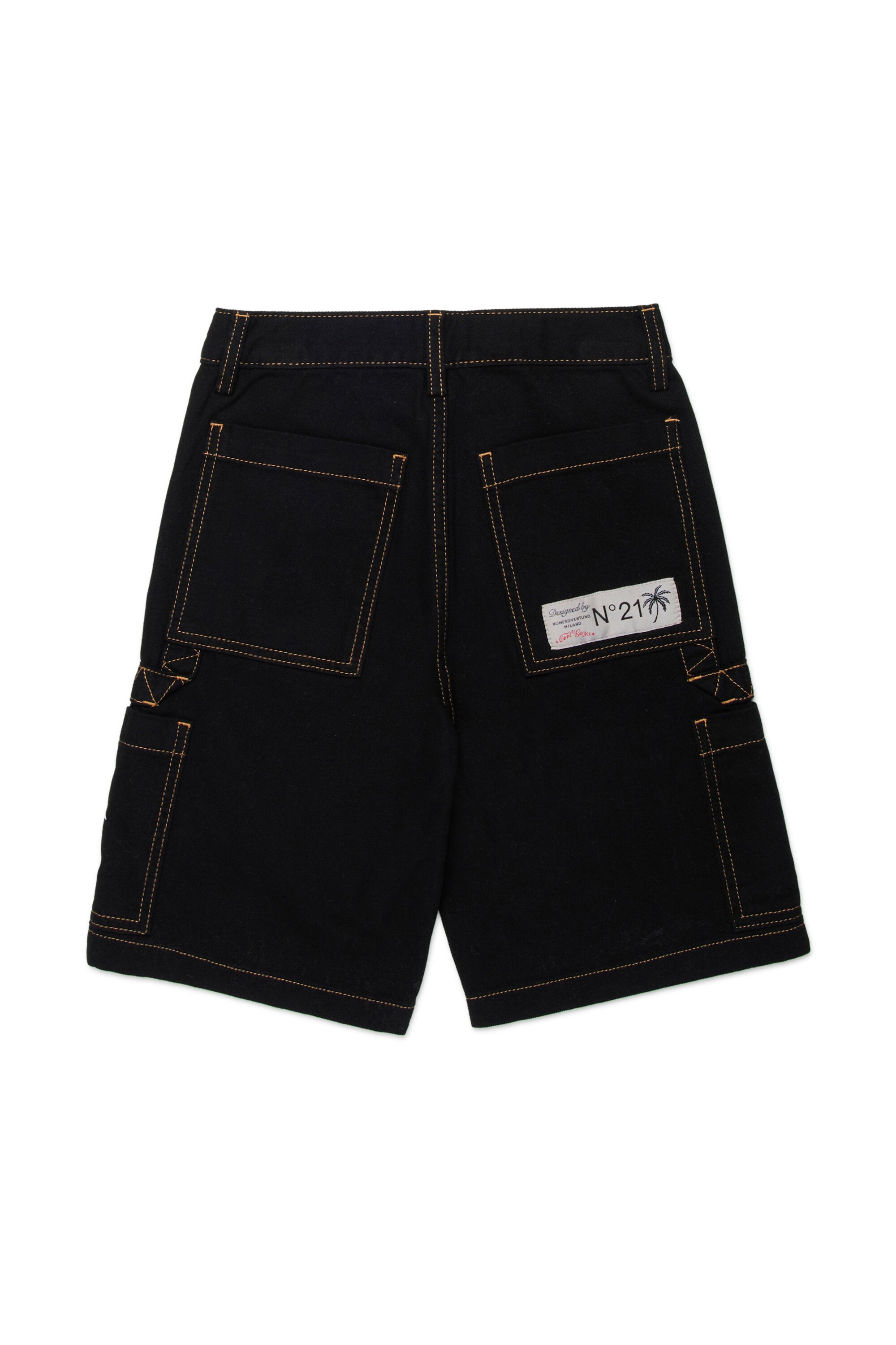 Logo shorts with cargo pockets