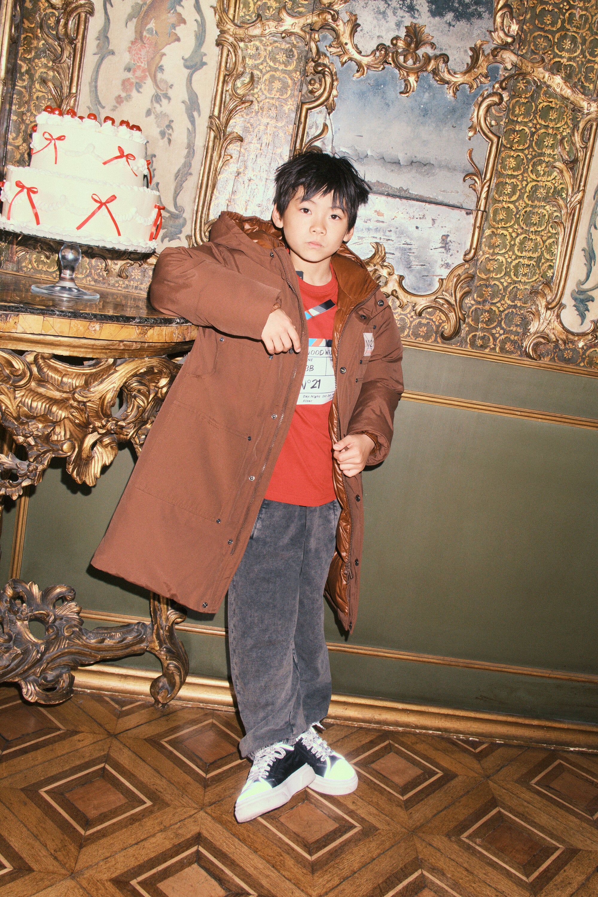 Padded jacket with printed logo