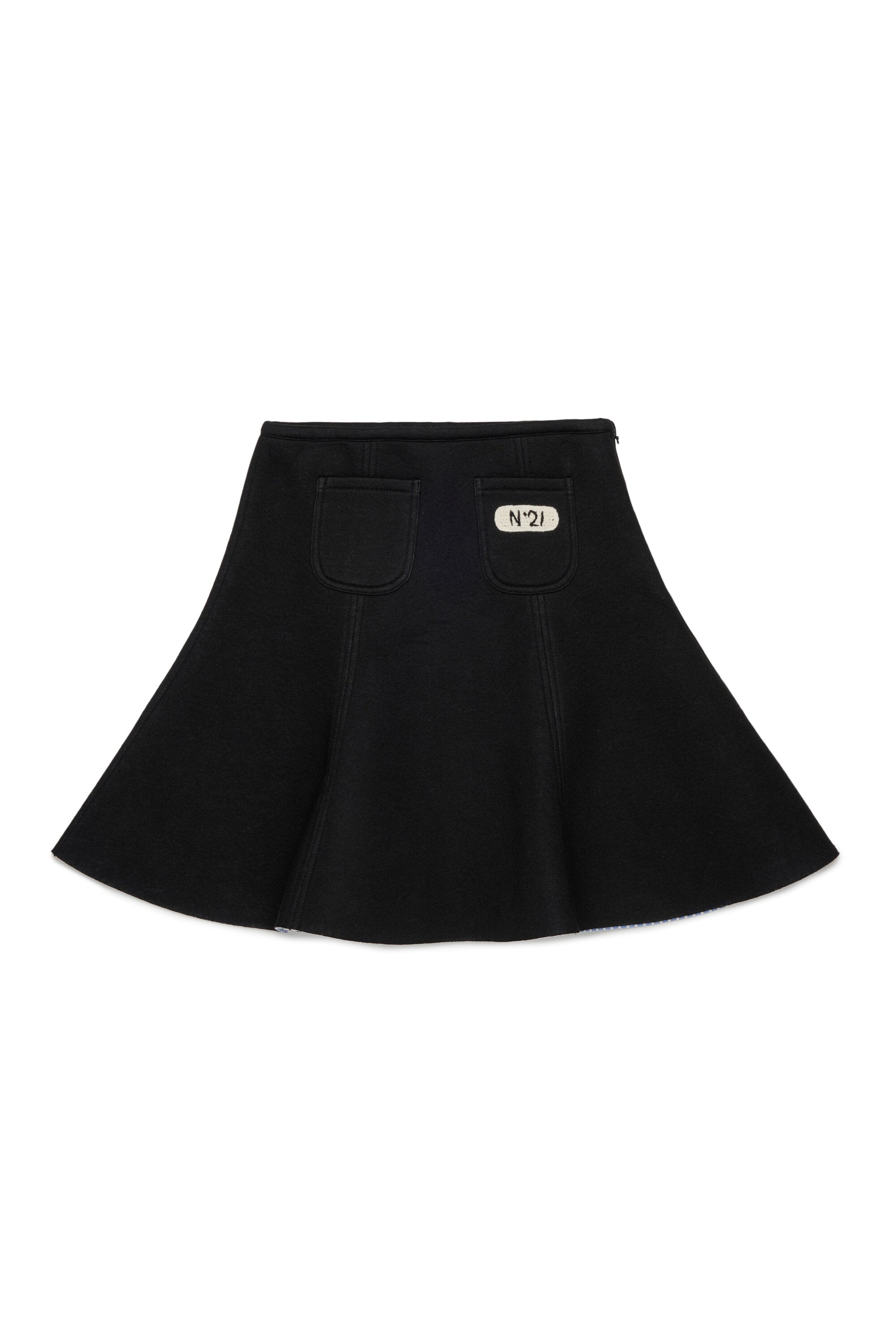 ロゴ入りショートスカート