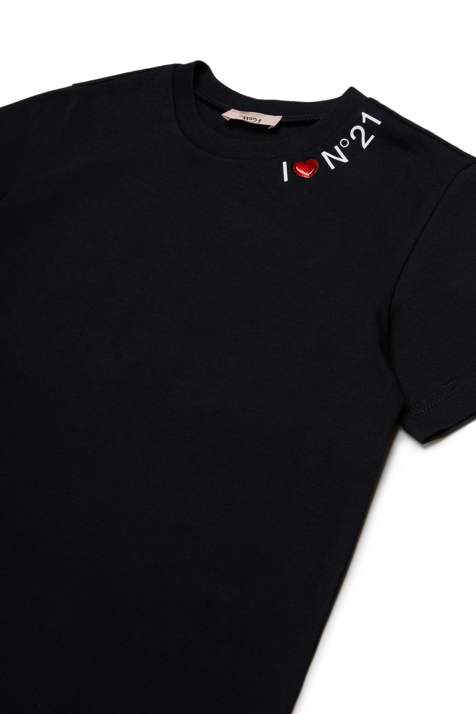ロゴ付きTシャツ