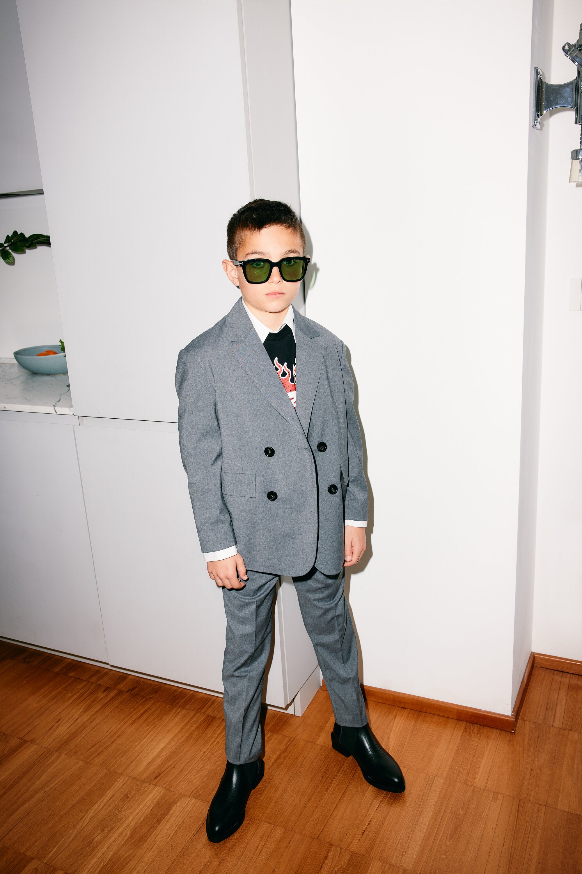 フォーマルなクールウールパンツ