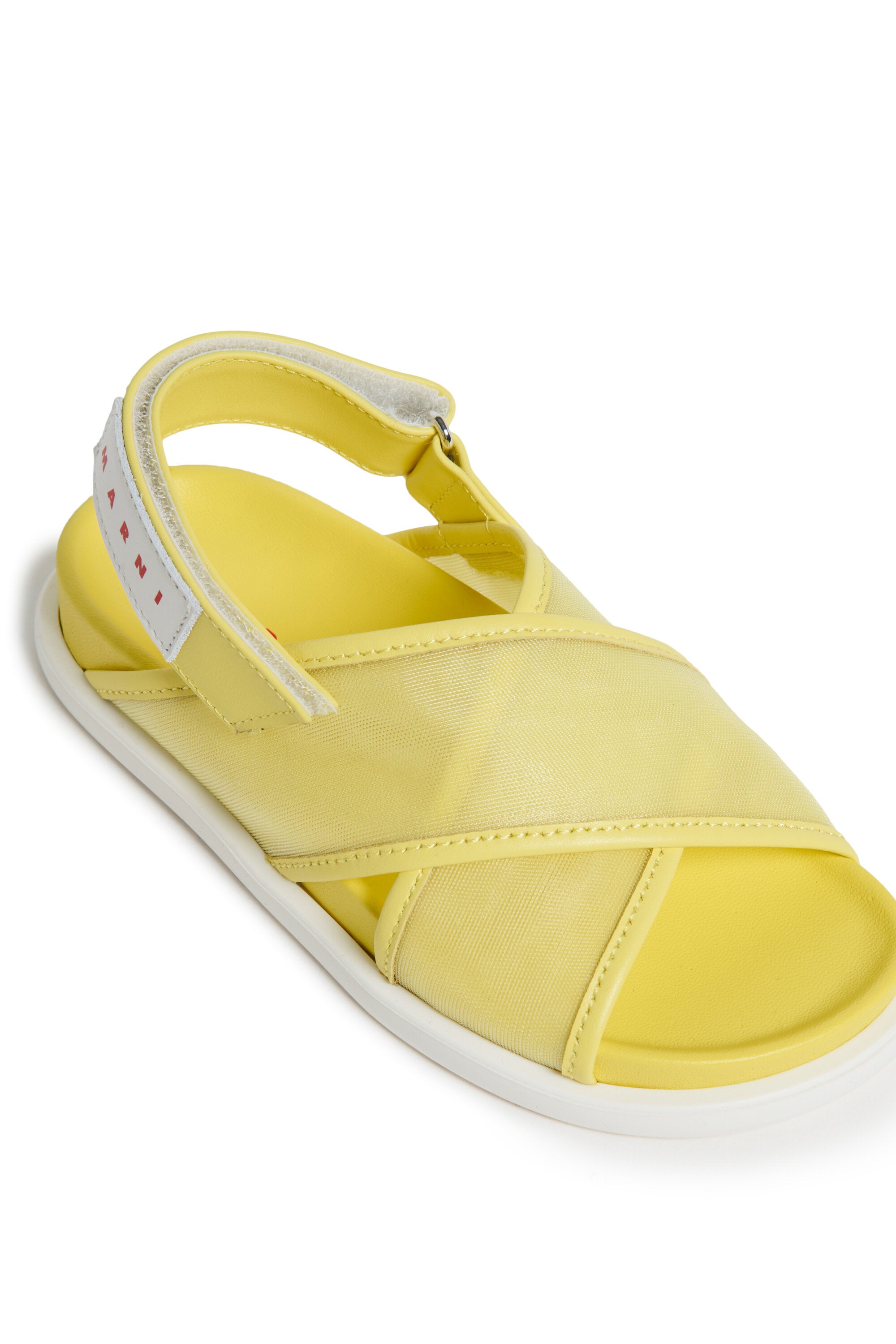 クロスフベットサンダル