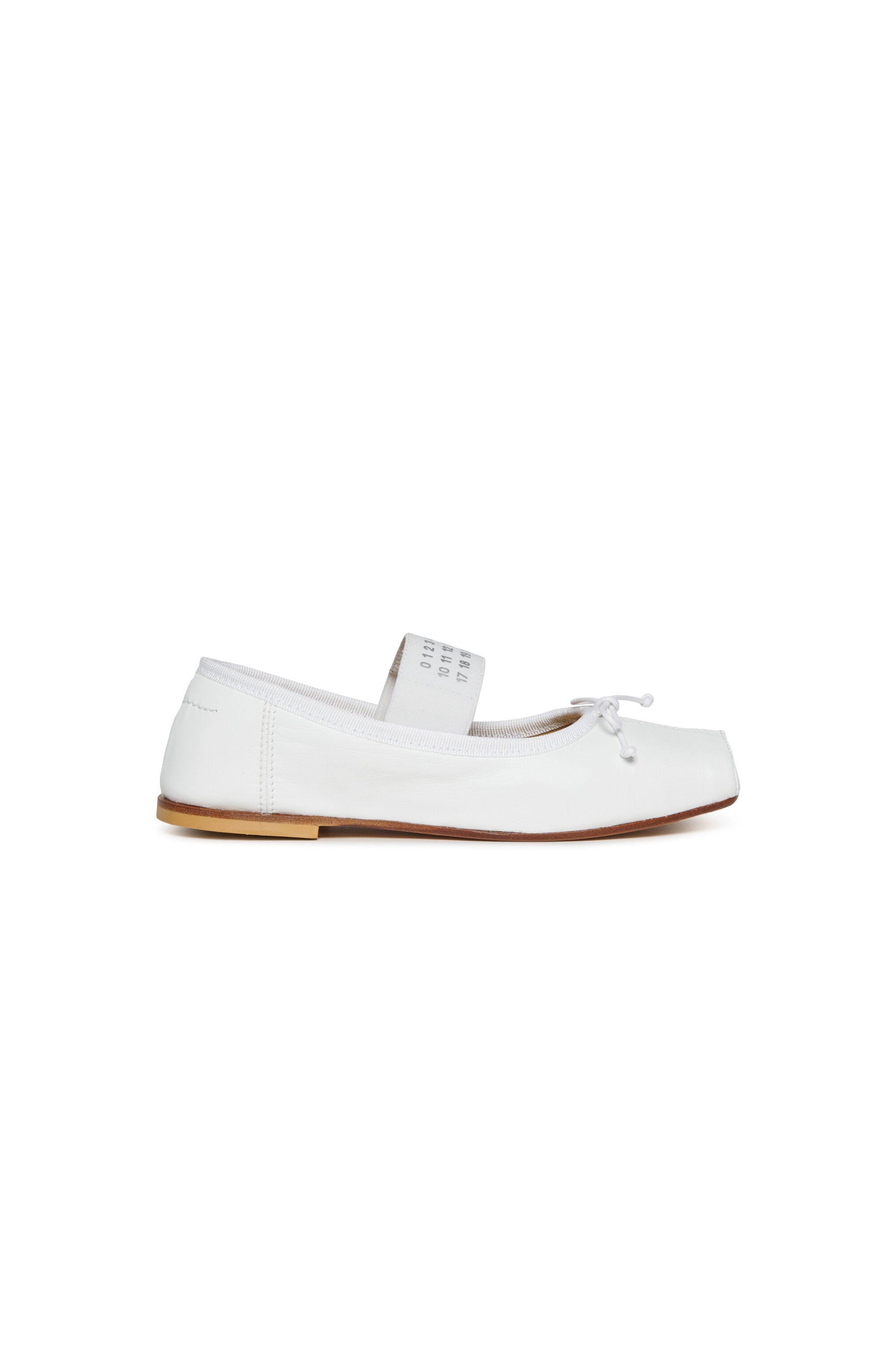 Numericロゴ入りクラシックレザーバレエシューズ