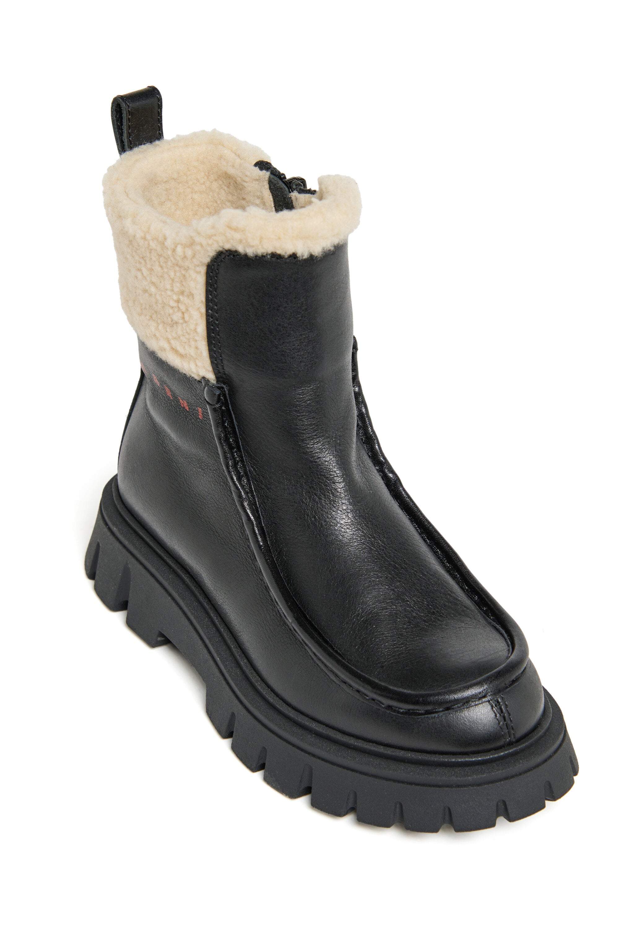 テディカラー付きチェルシーレザーブーツ