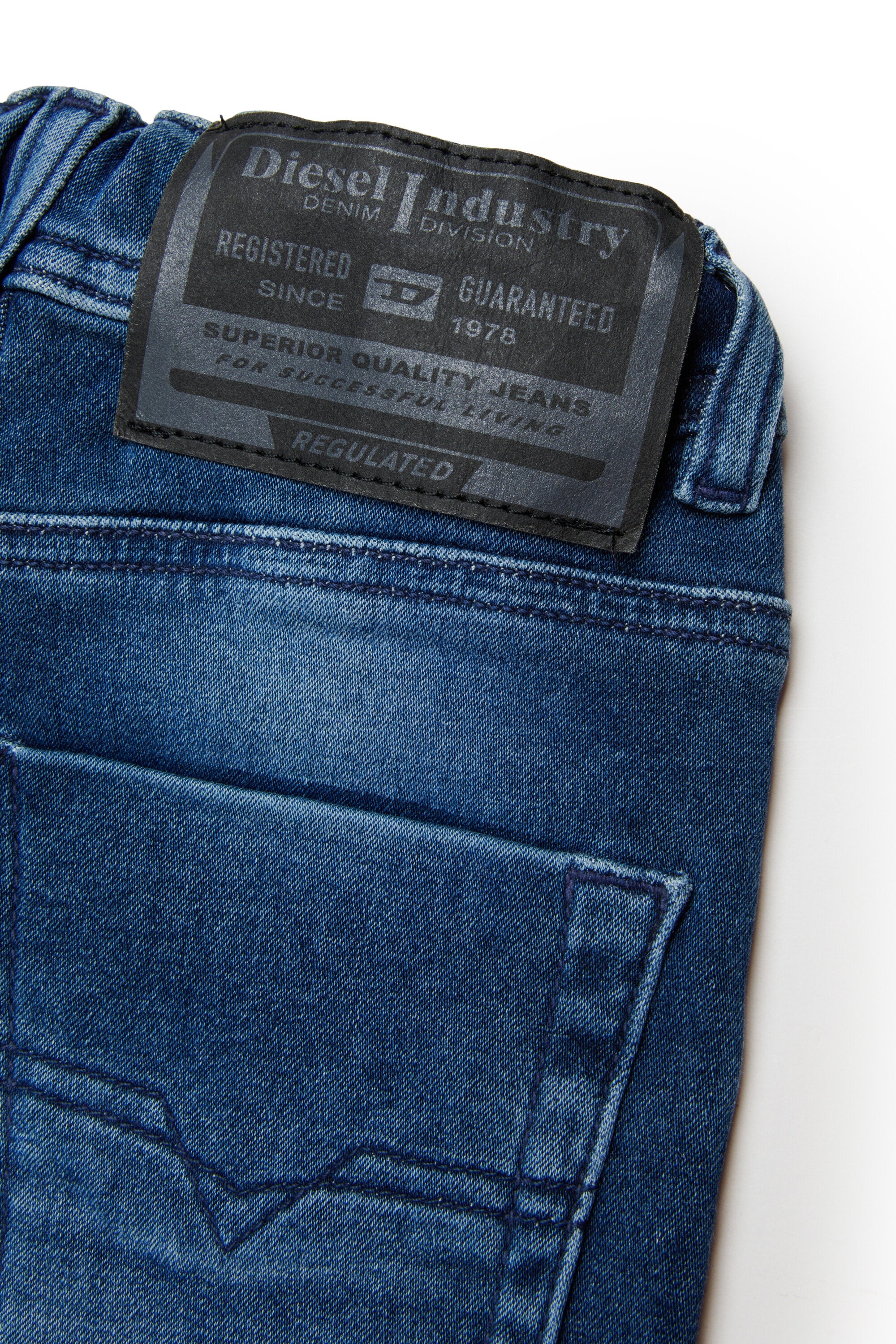 JoggJeans® shorts in mid-blue with shades