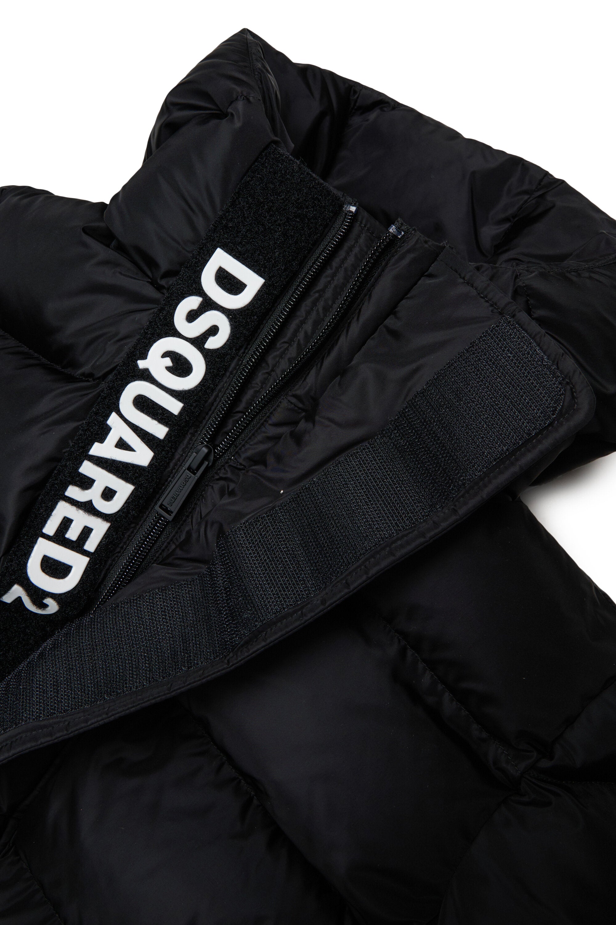 フードとDSQUARED2ロゴ入りパッド入りジャケット
