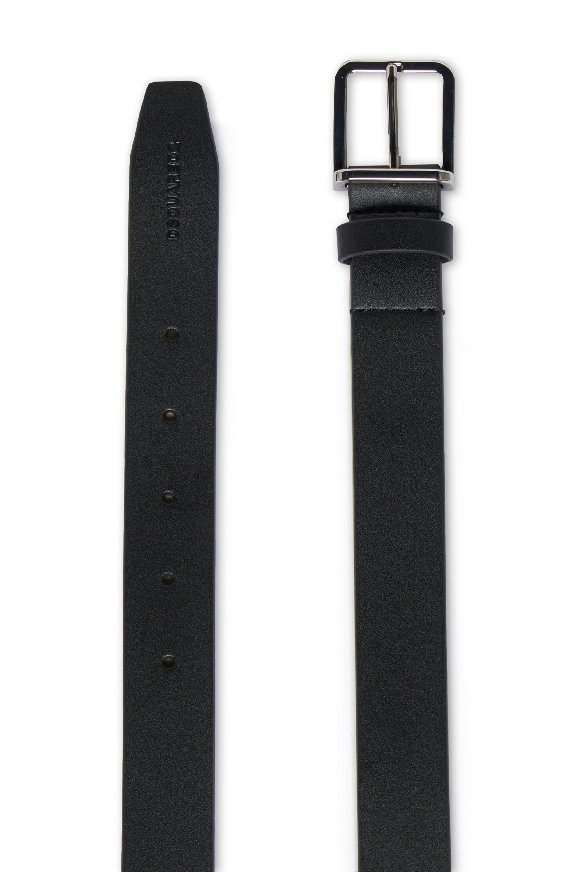 メタルバックル付きレザーベルト