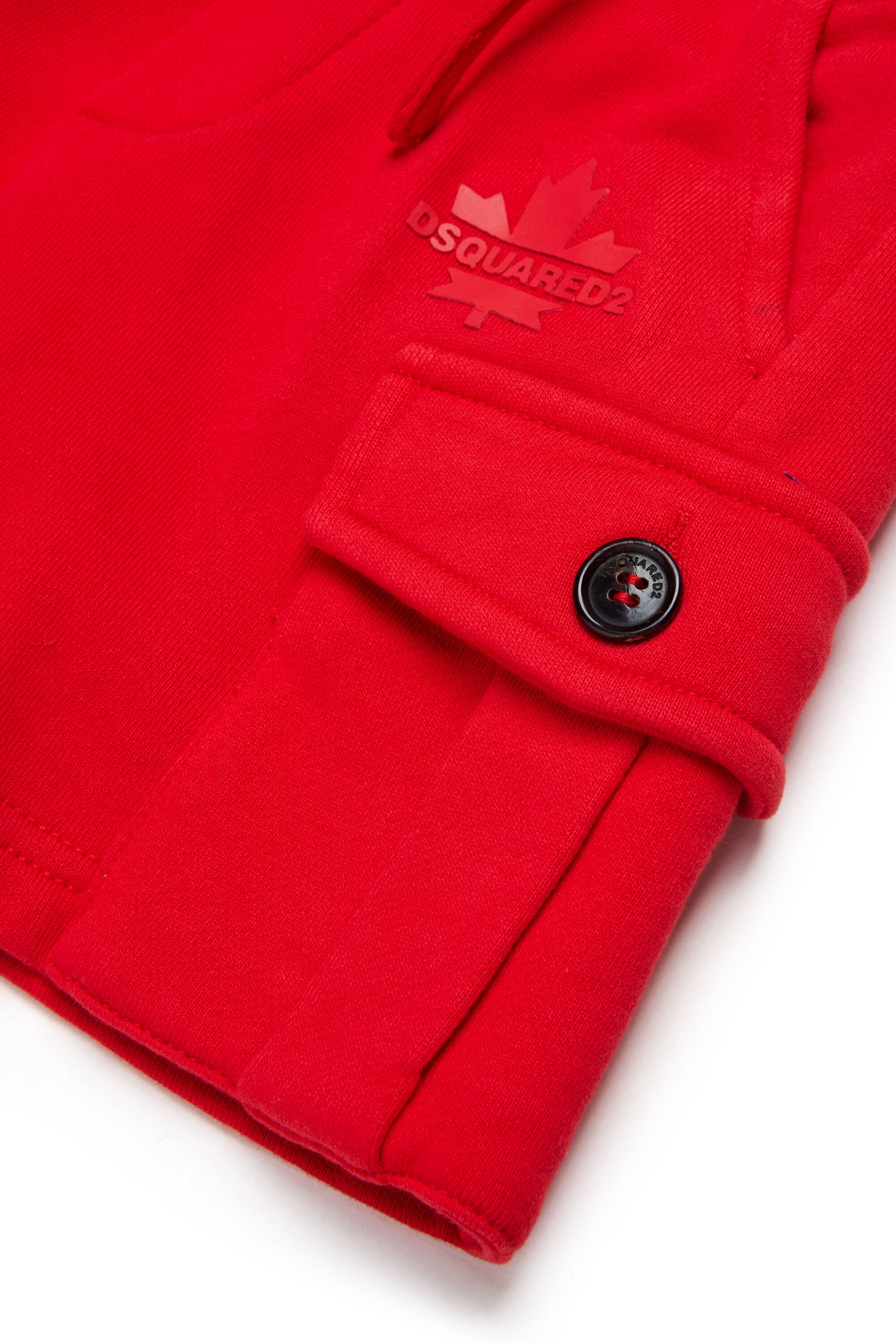 Mapleリーフ付きカーゴショーツ