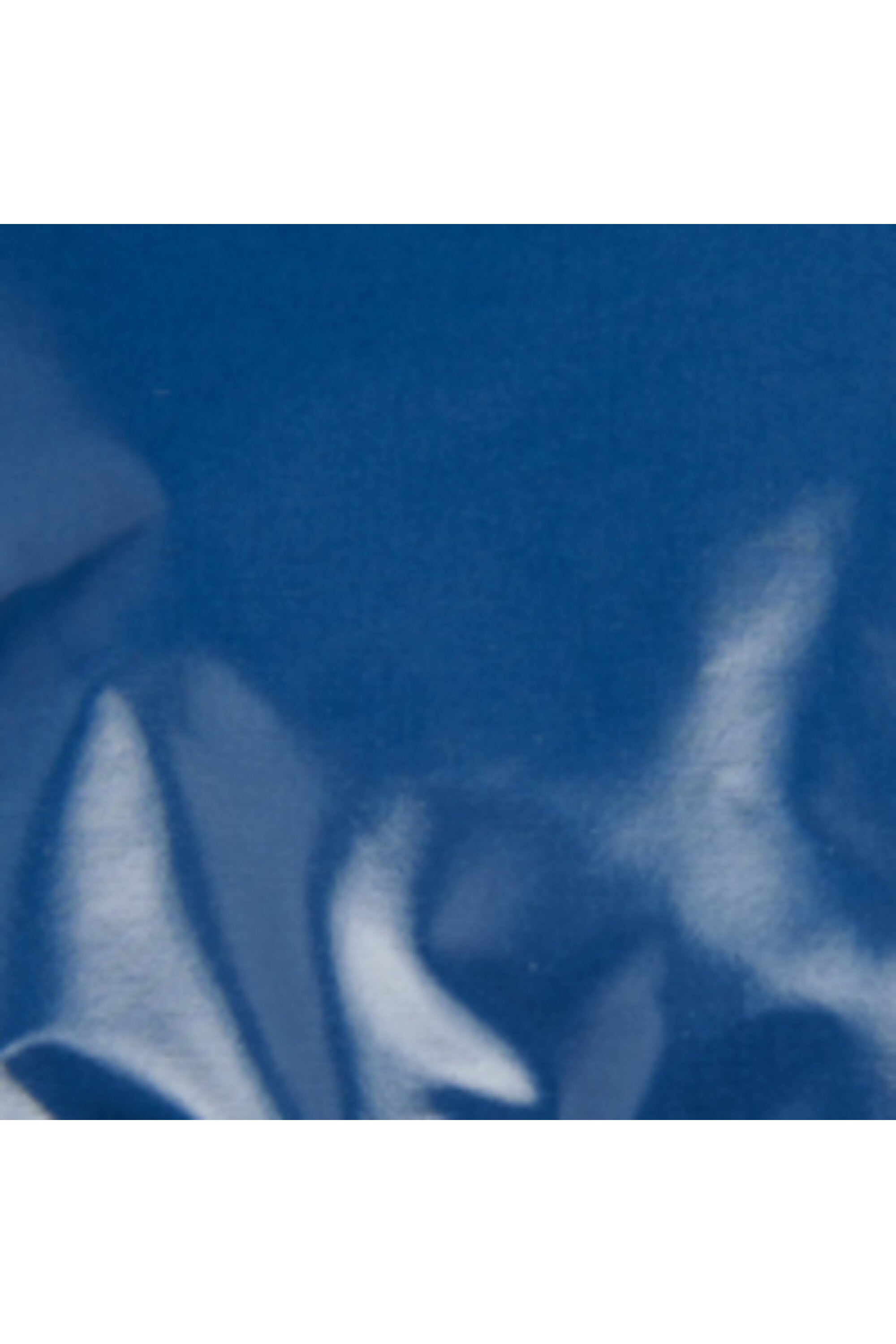 メイプルリーフのロゴ入り中わた入りショートジャケット