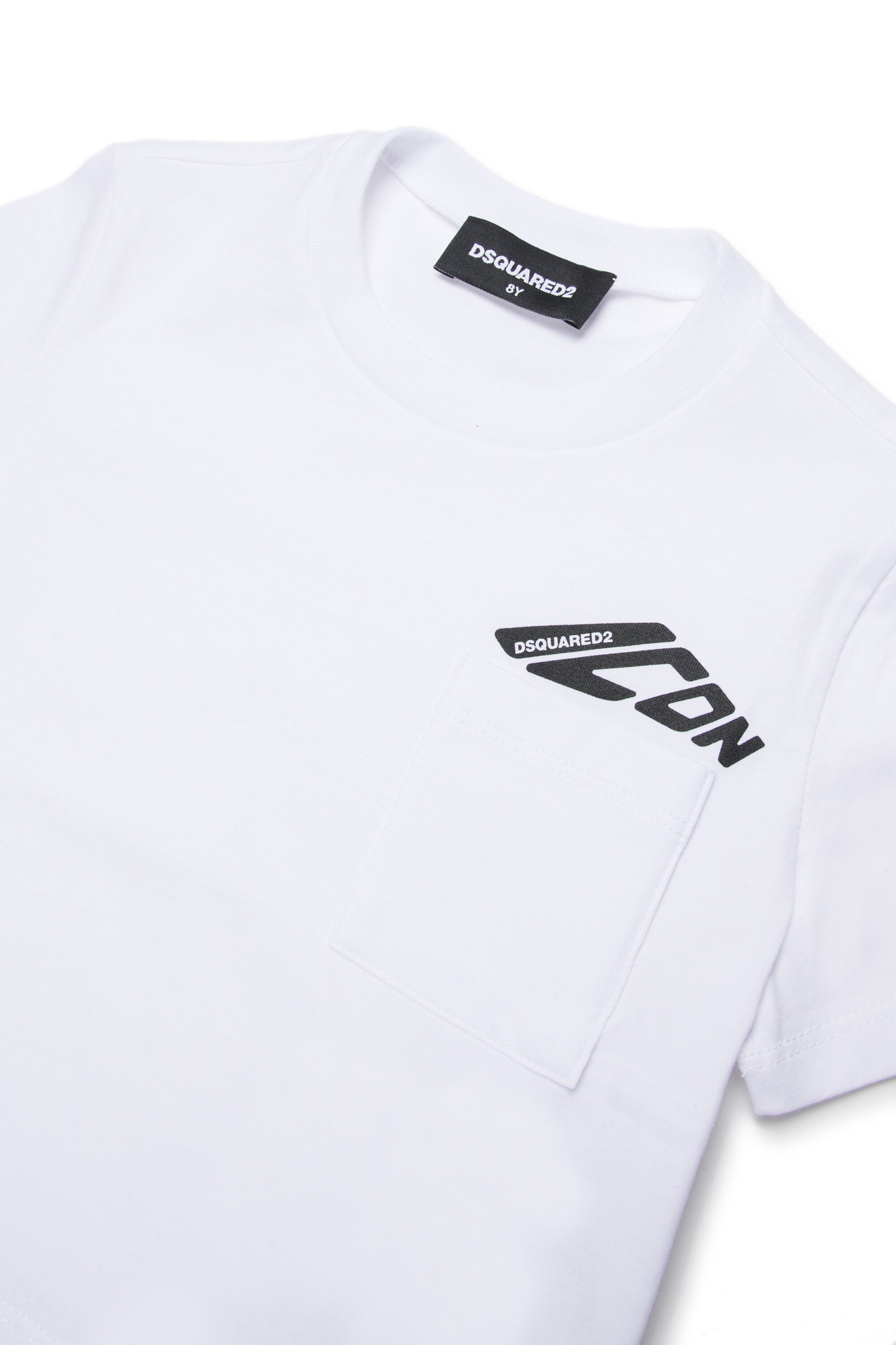 胸ポケット付きクロップド丈ジャージーTシャツ