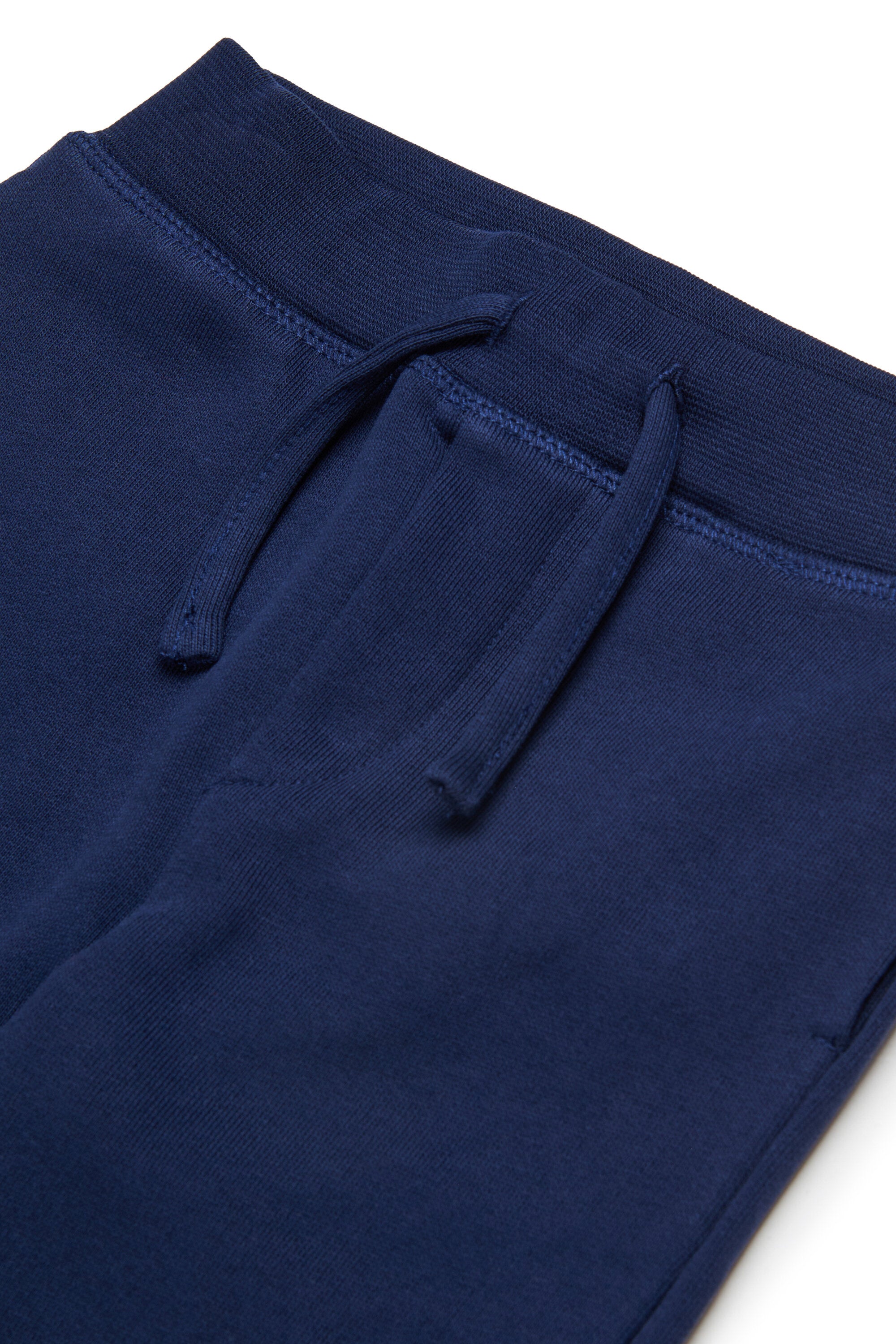 Tracksuit with logo