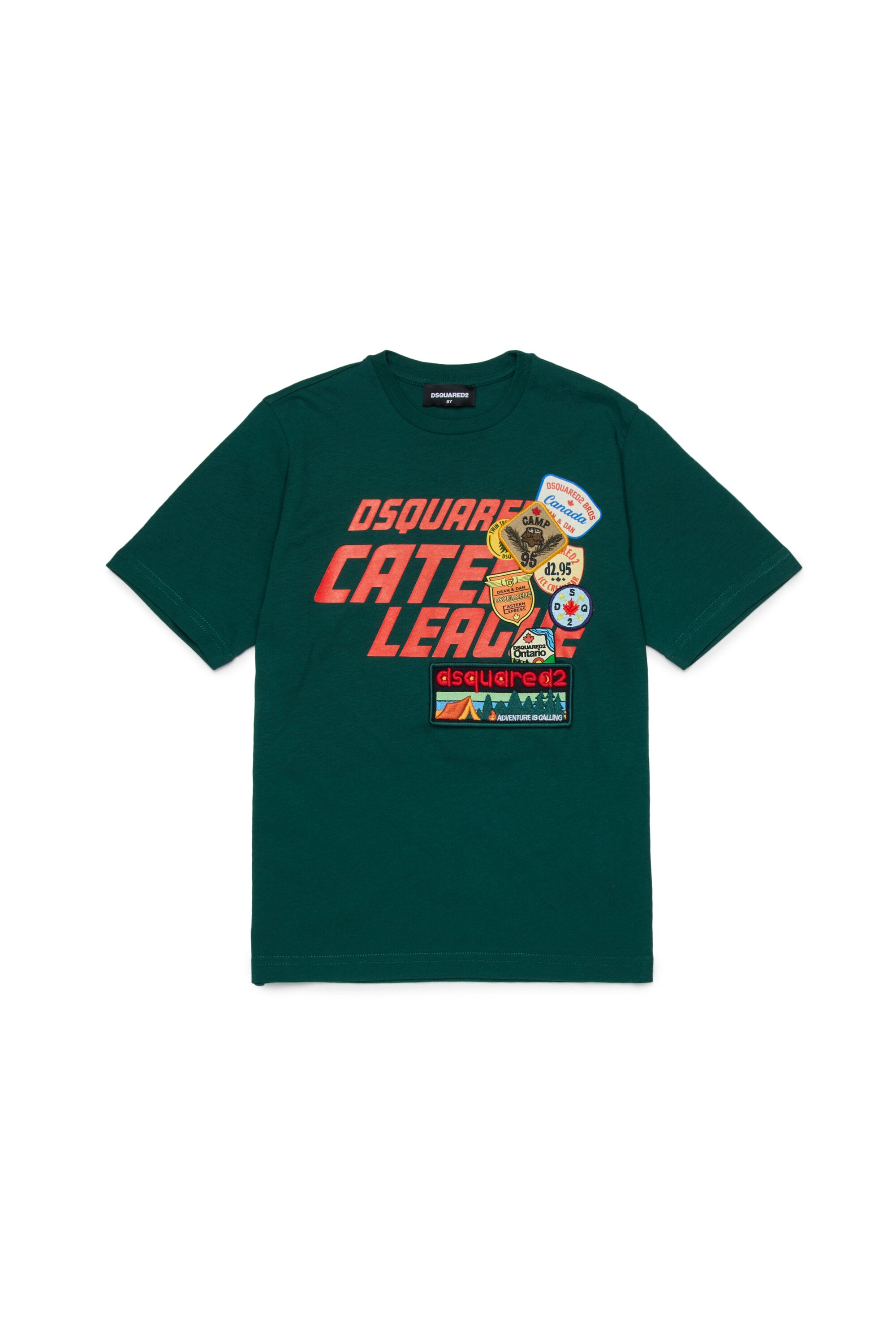 ロゴとパッチ付きTシャツ