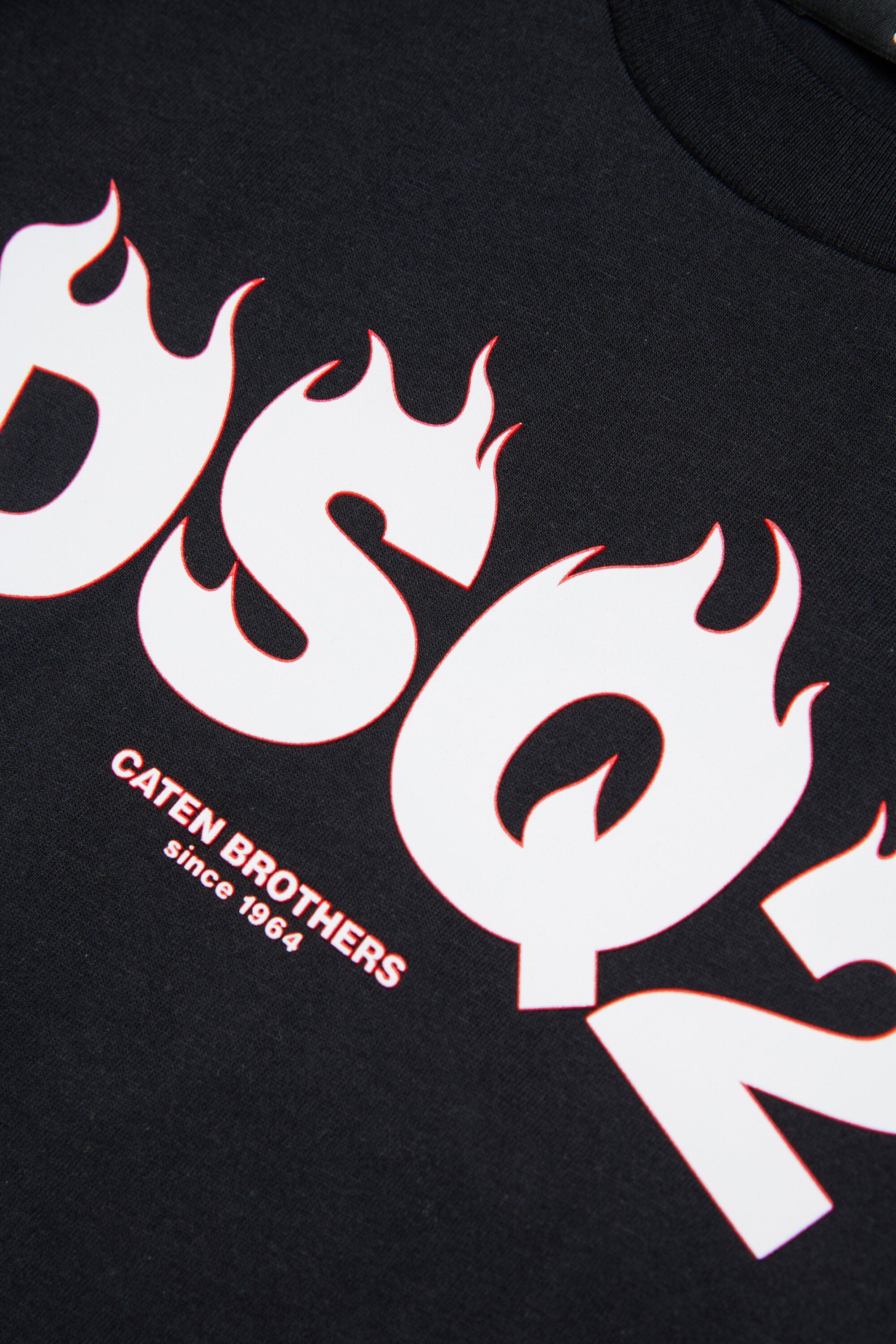 DSQ2ロゴ入りTシャツ
