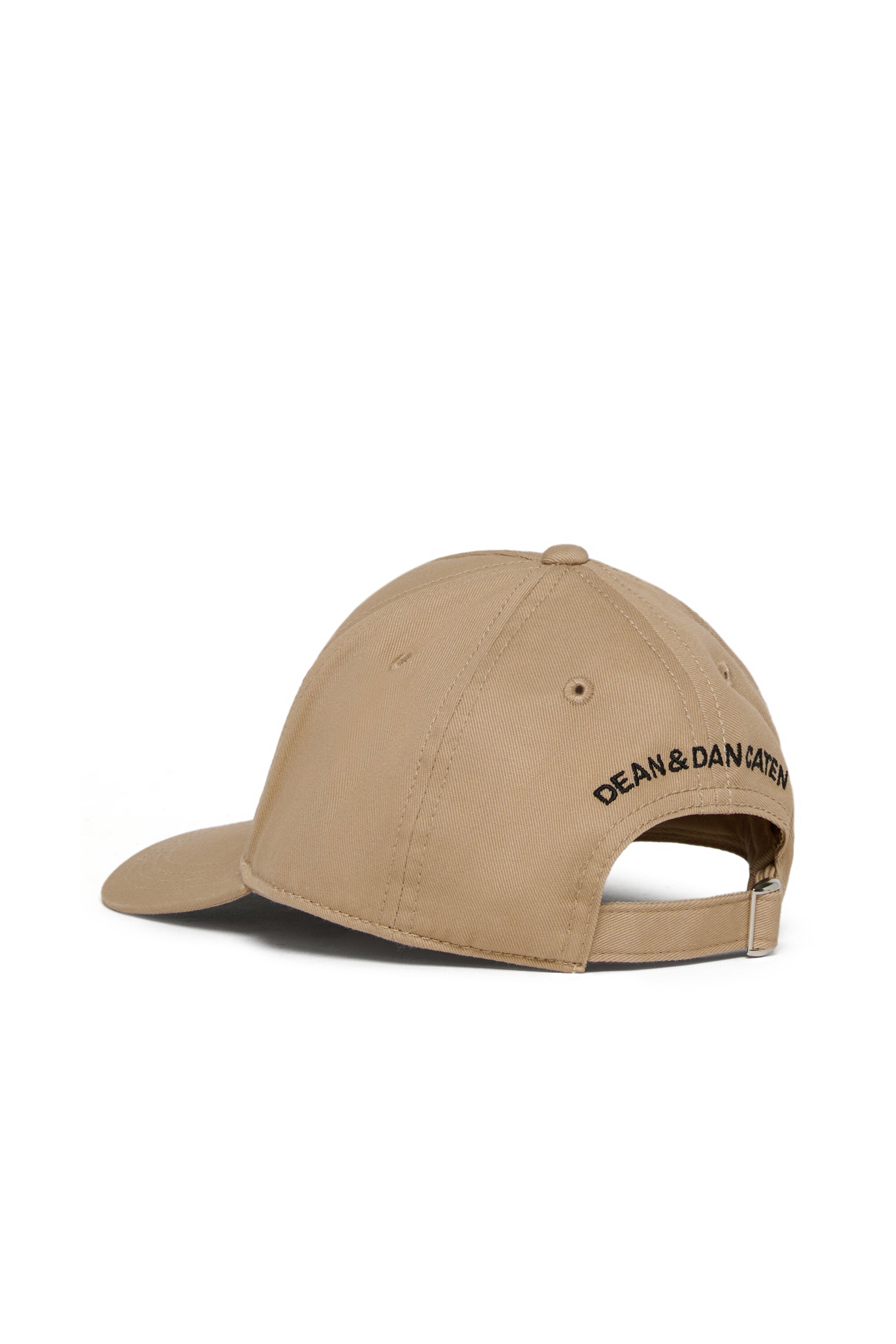 DSQ2ロゴ入りベースボールキャップ