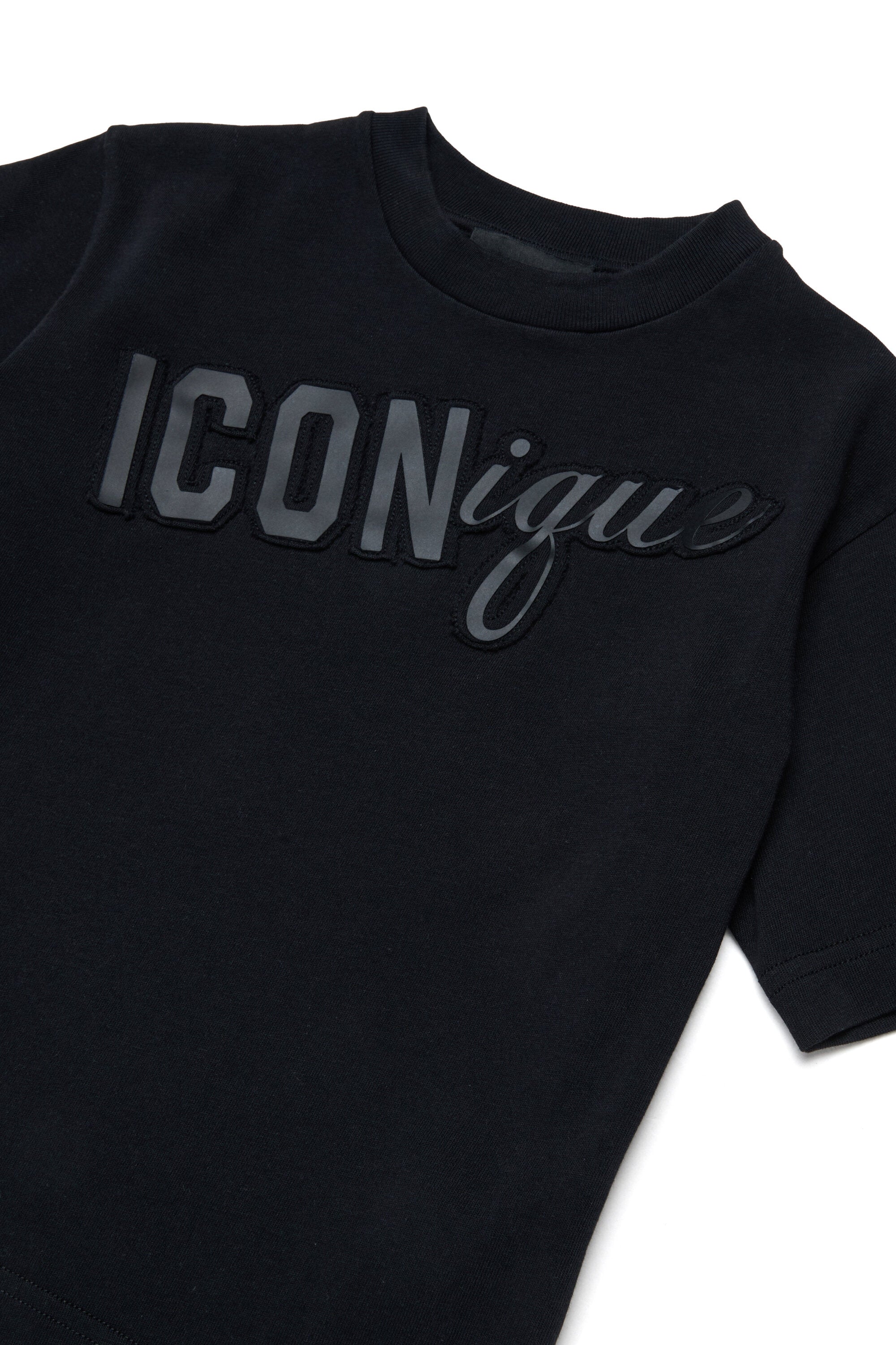 T-shirt with logo