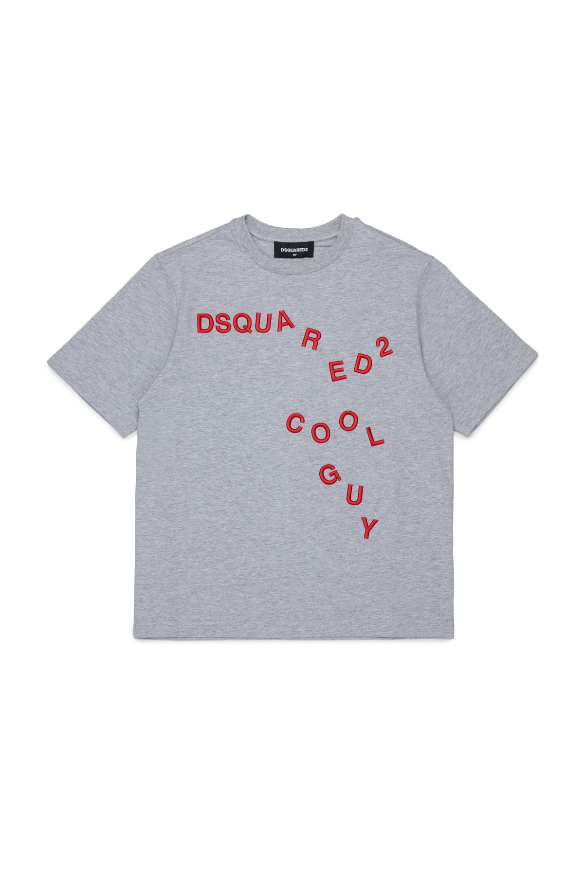 フロントにロゴ刺繍を施したTシャツ
