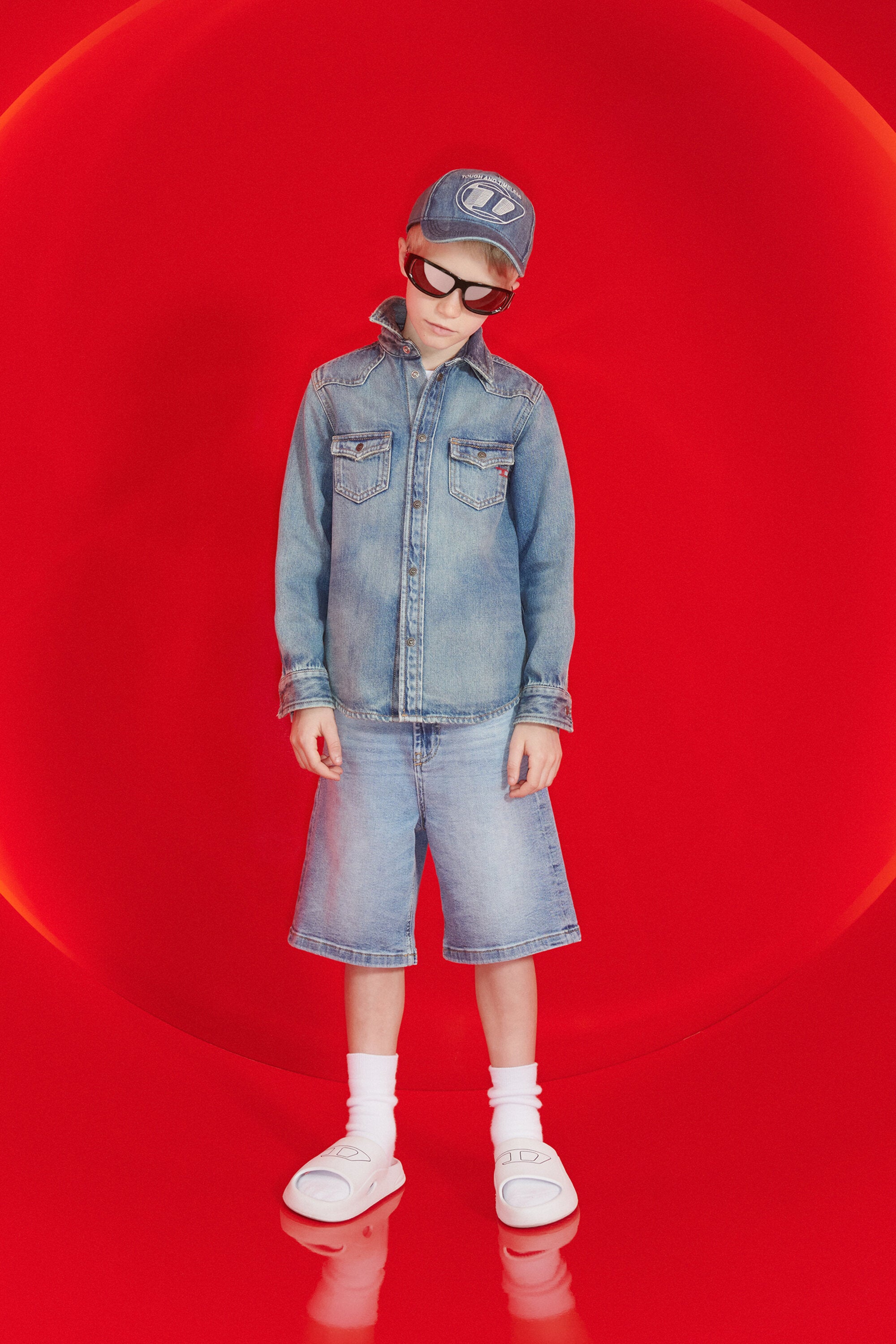 長袖デニムシャツ