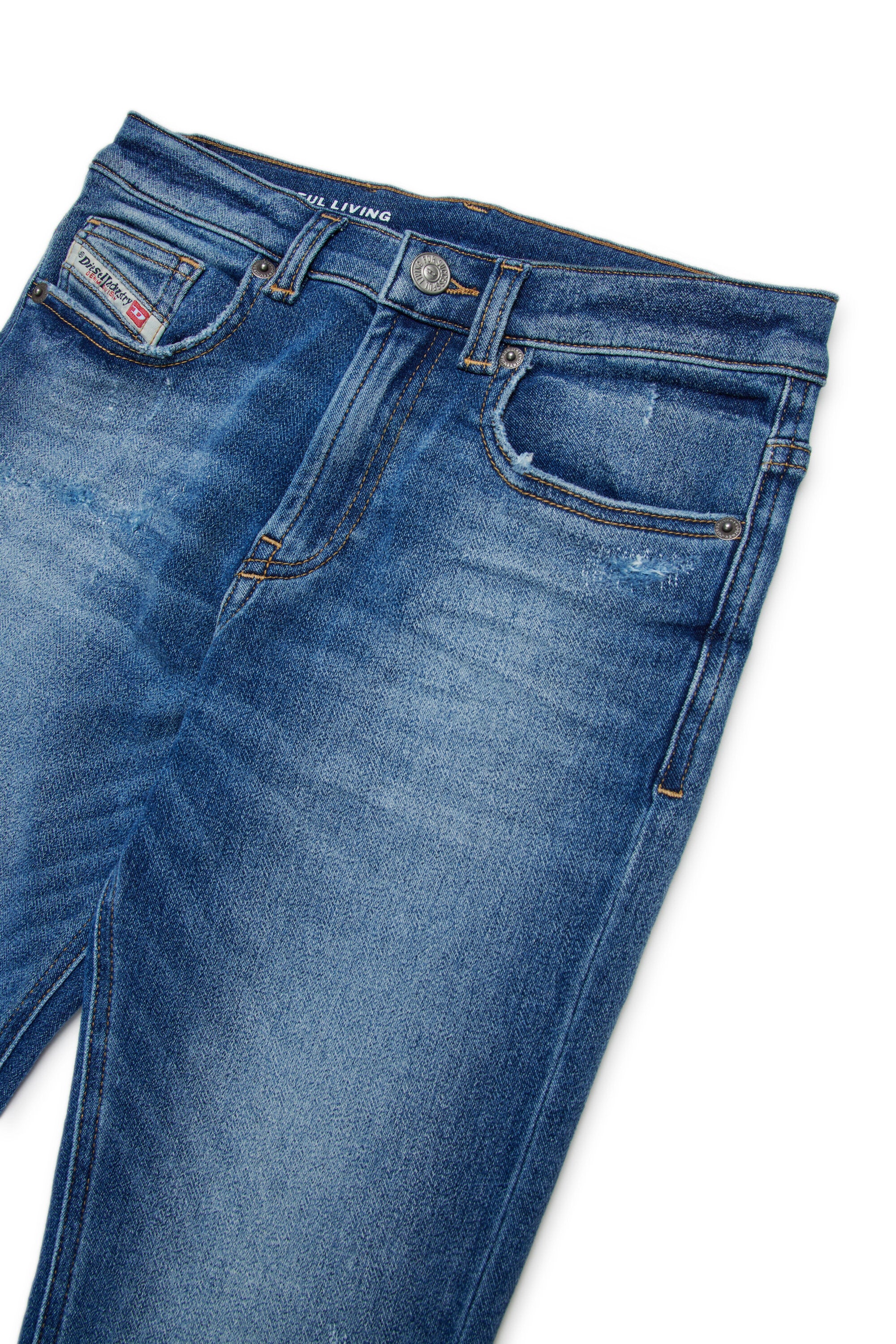 擦り切れのあるJoggJeans®のミディアムブルーレギュラー - D-Lucas