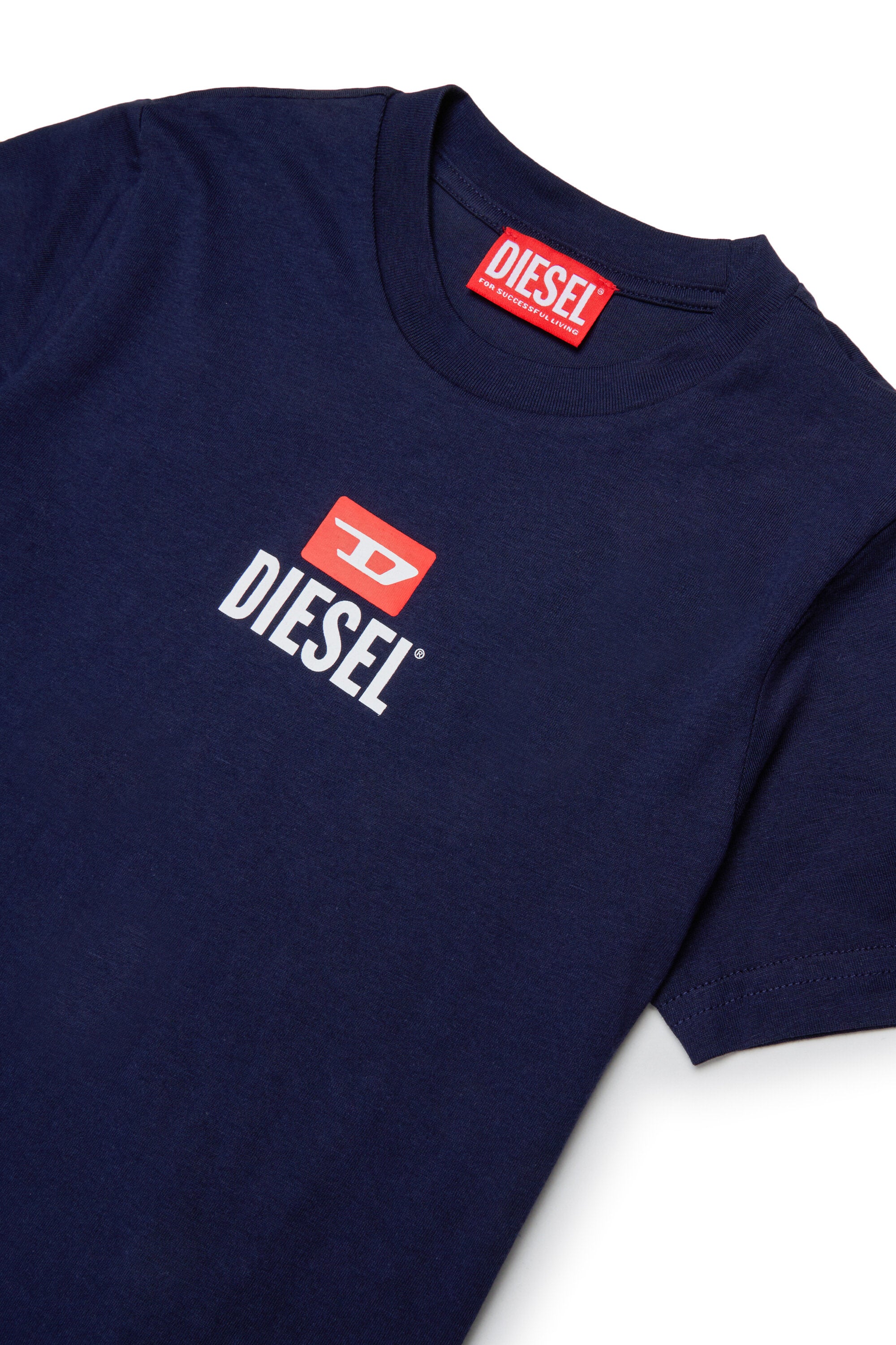 ロゴ入りTシャツ