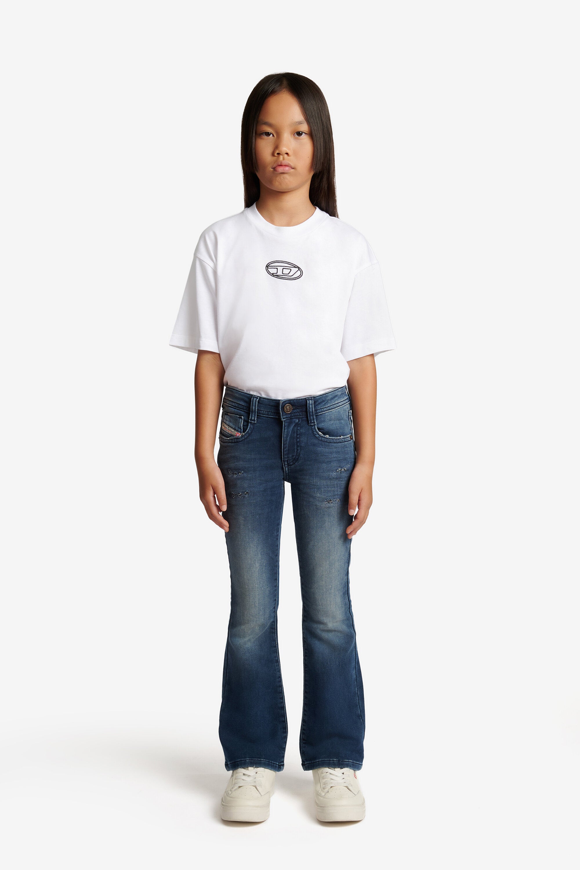 ミディアムブルーのJoggJeans®ブーツカット