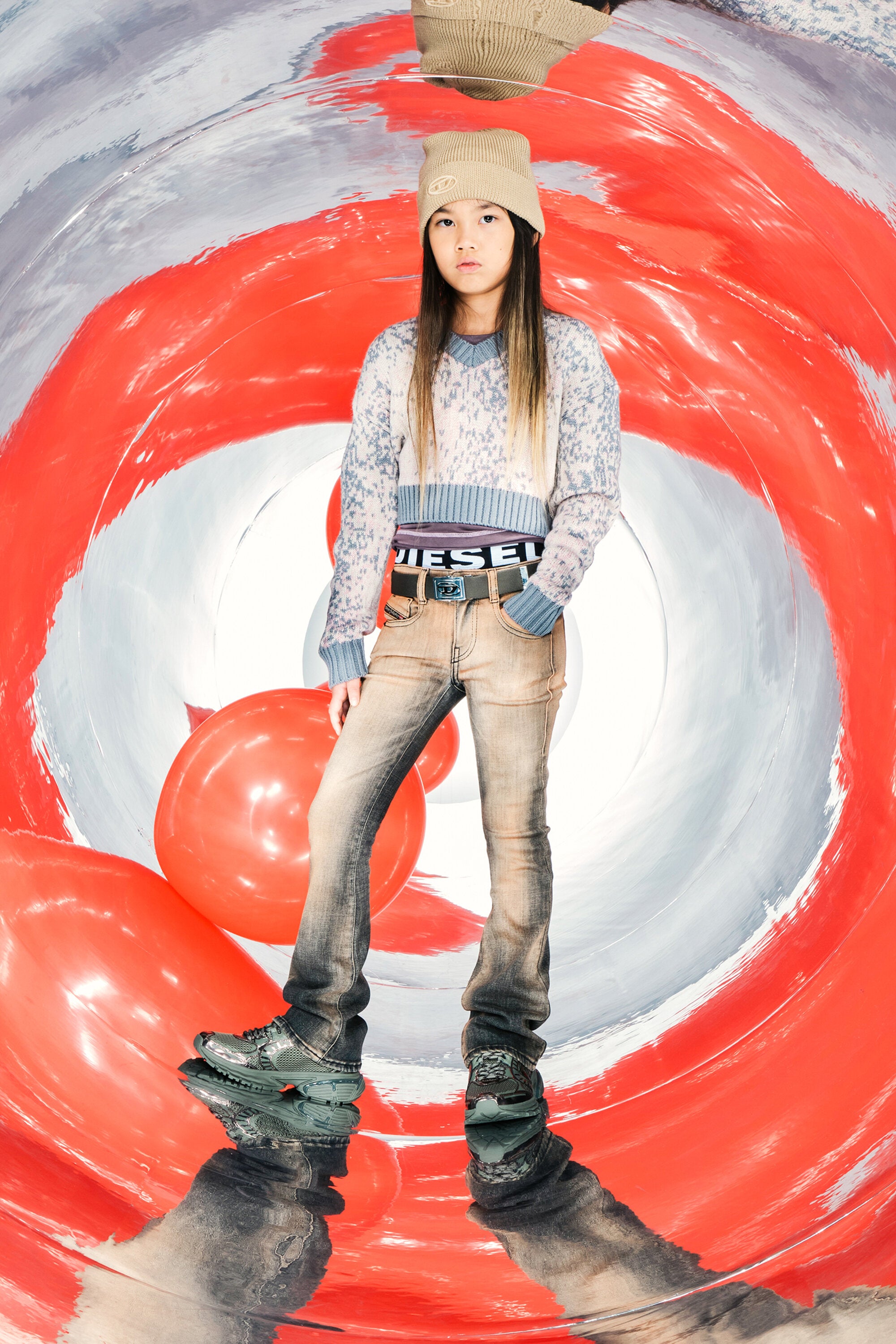 Acid Rain オールオーバーVネックセーター