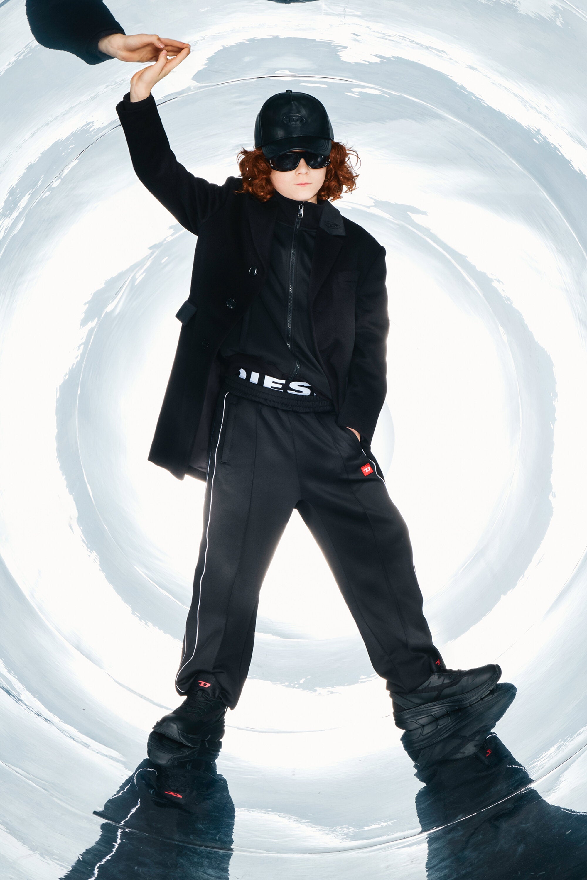 デニムディテールのシングルブレストコート