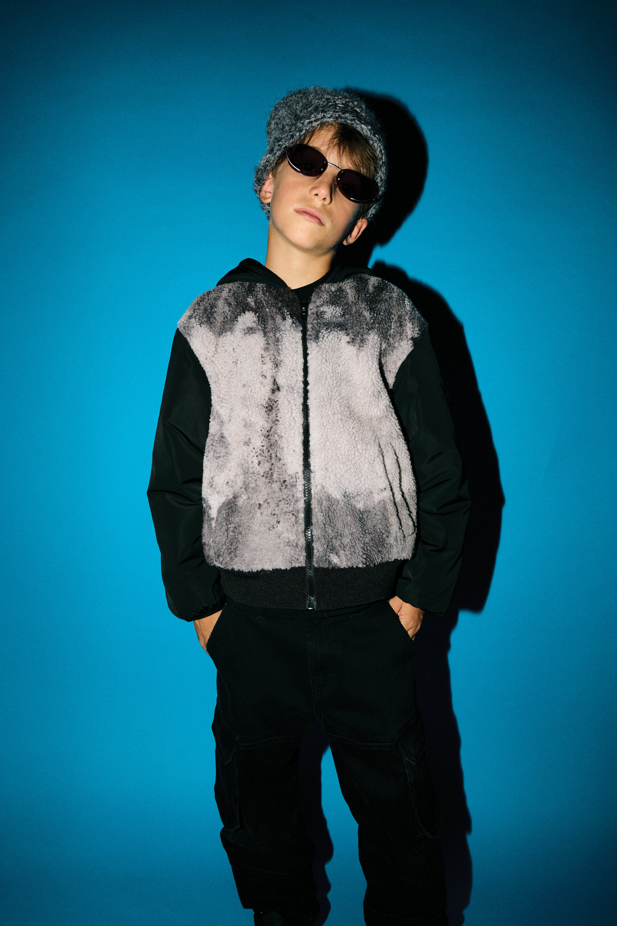 フード付きタイダイ・ジャケット