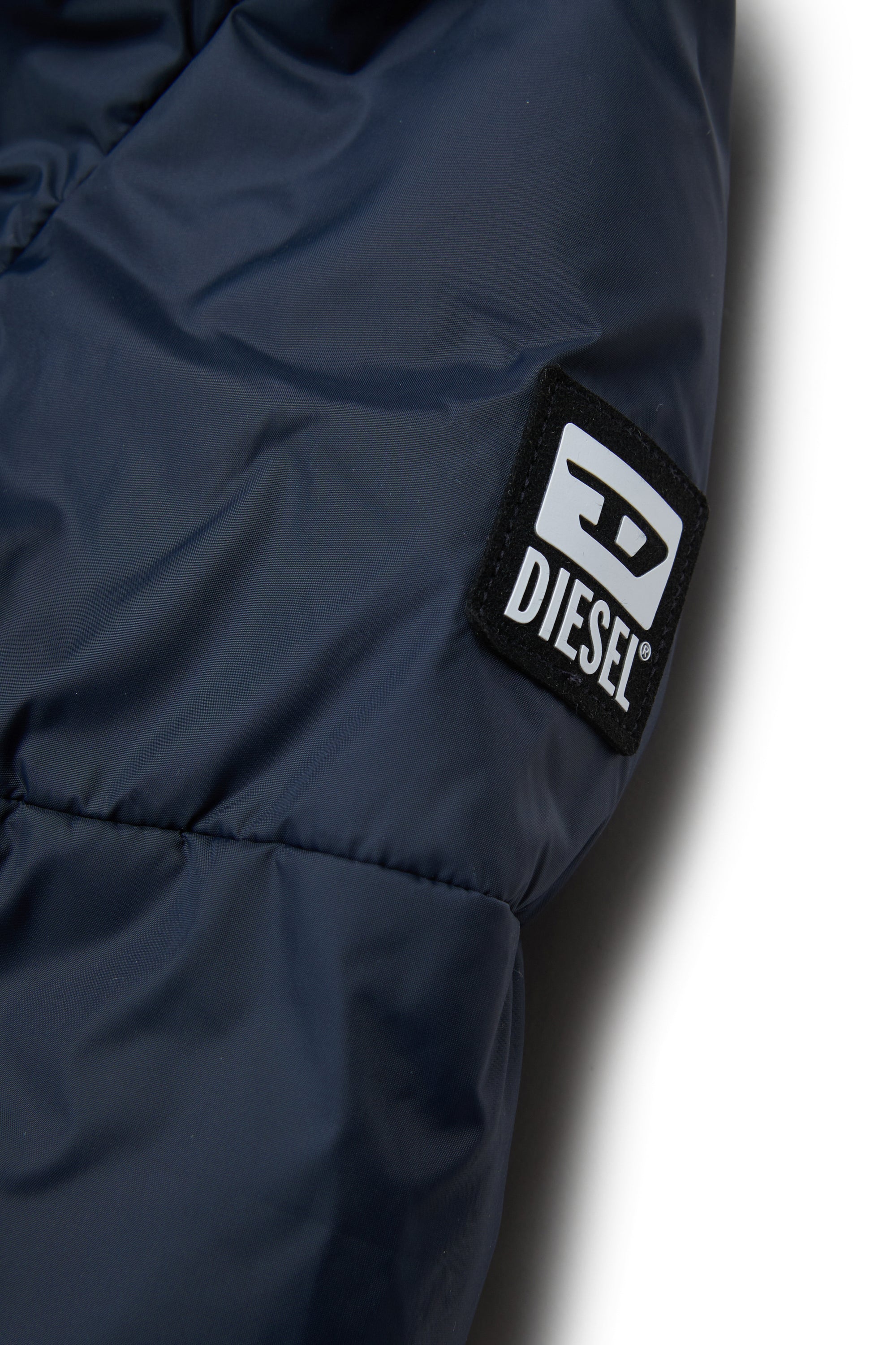 Padded jacket with logo