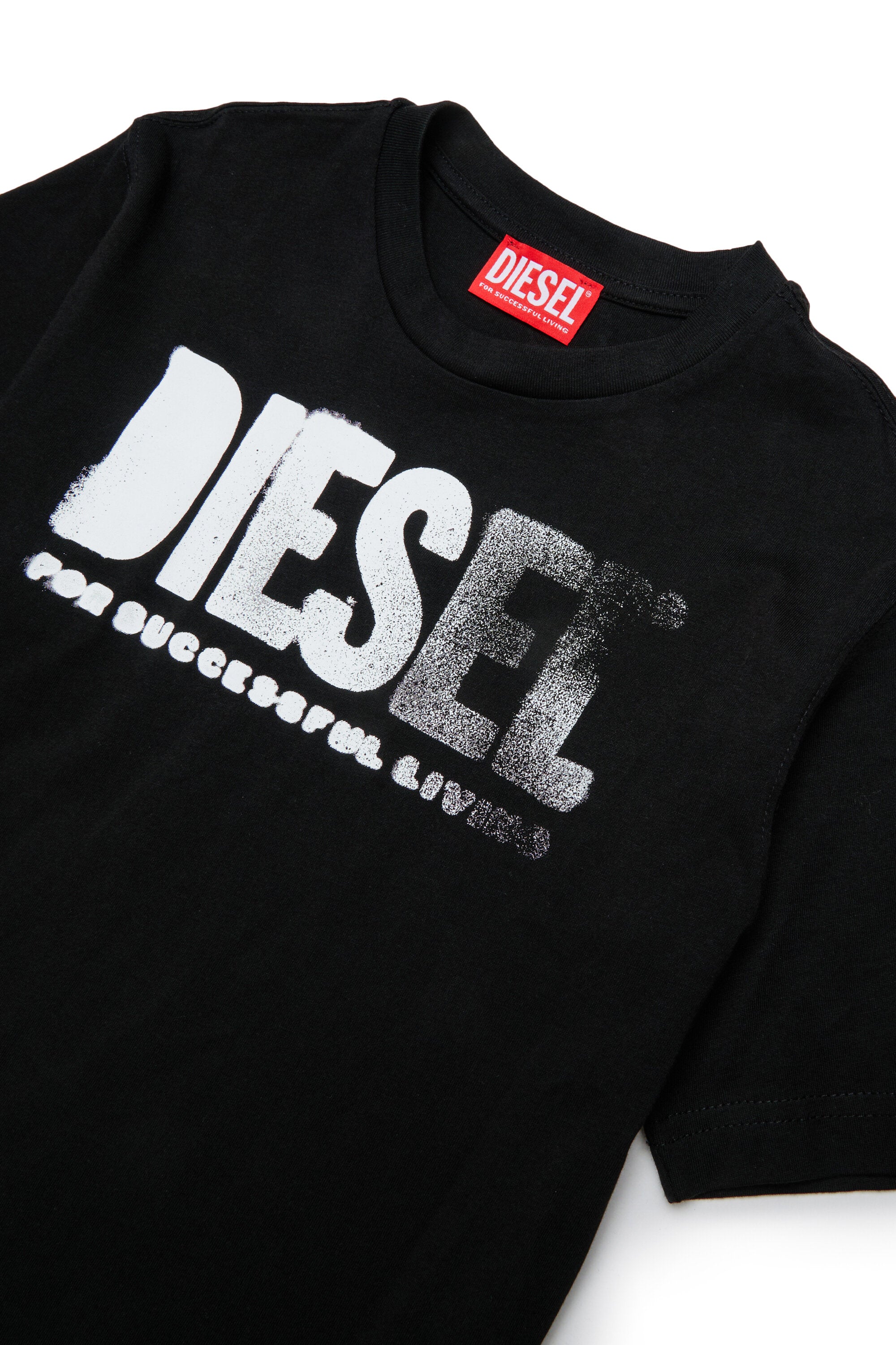 フロントロゴ付きTシャツ