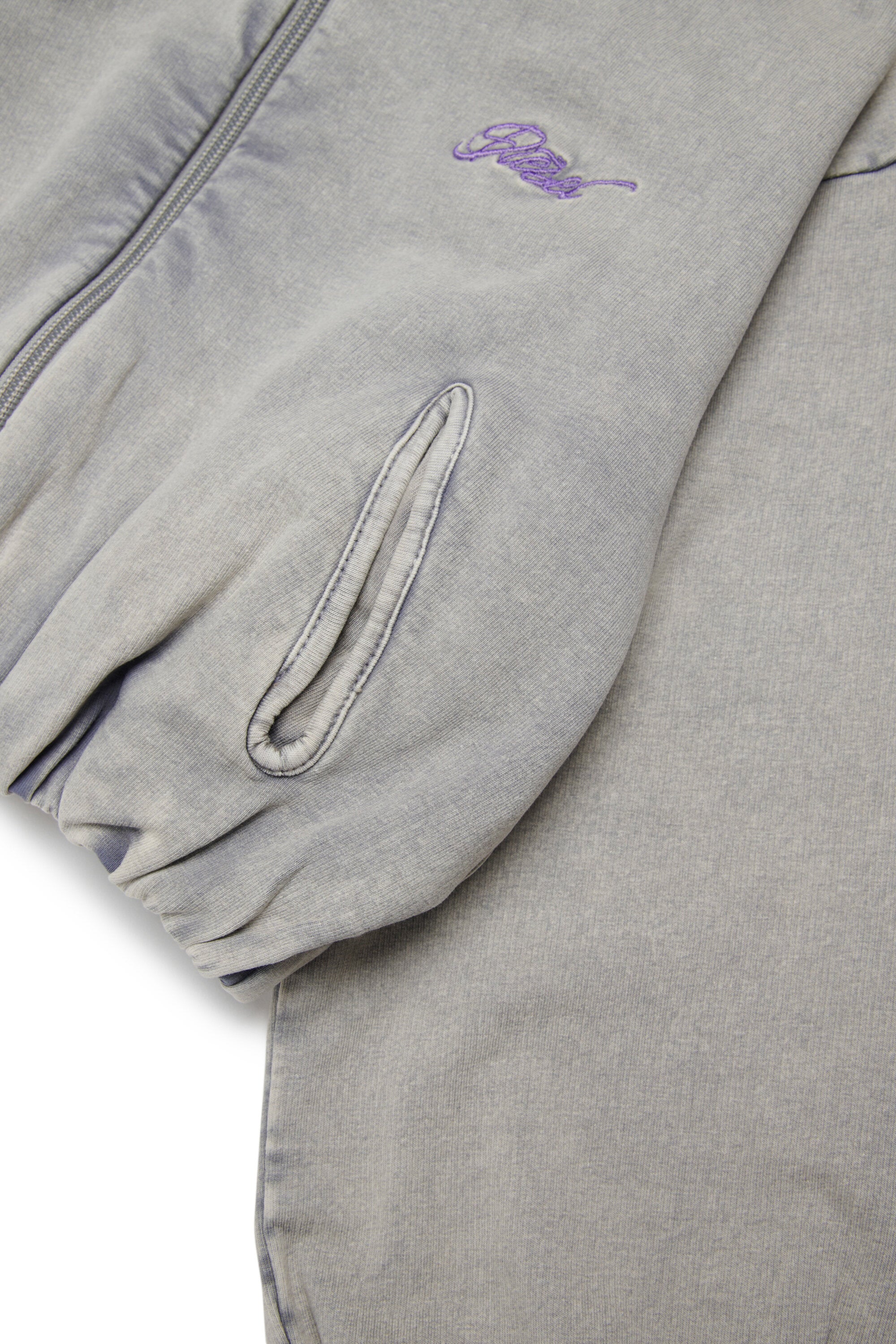 ロゴ付きフルジップスウェット