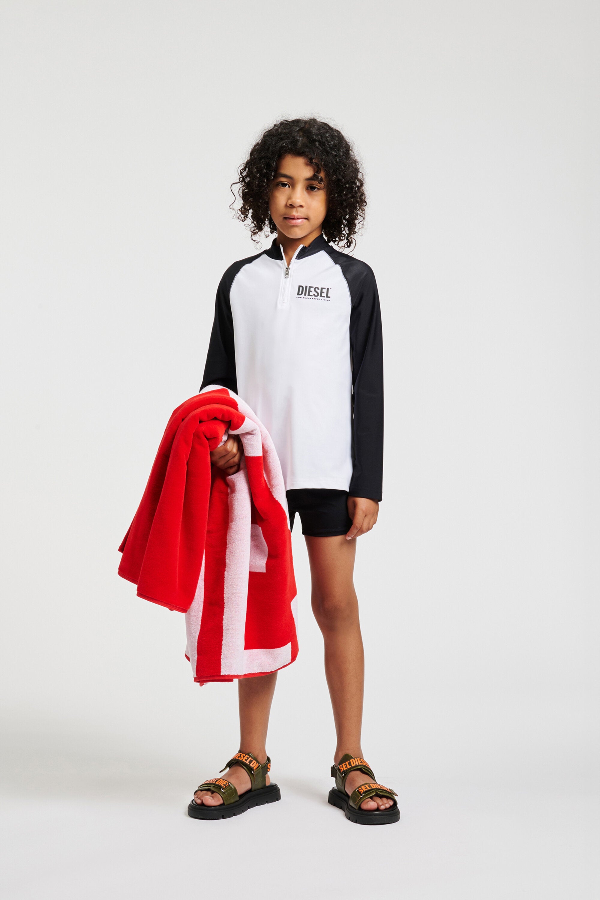 ロゴ入りタオル