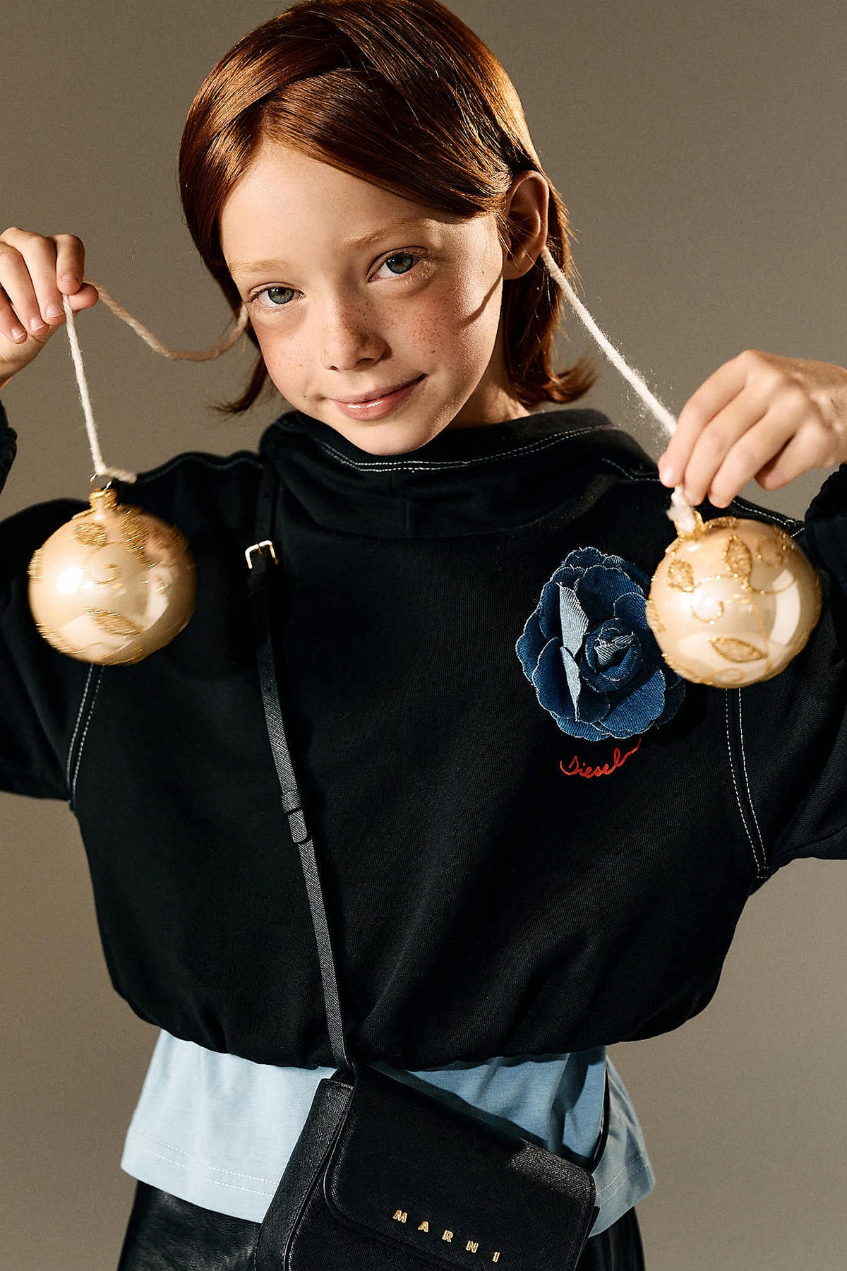 Hooded sweatshirt with logo
