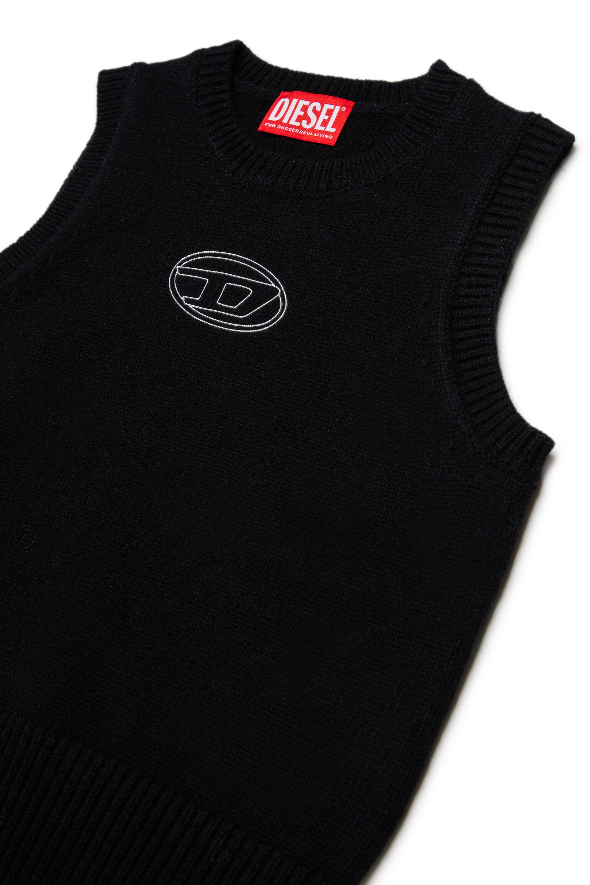 Knit vest with logo