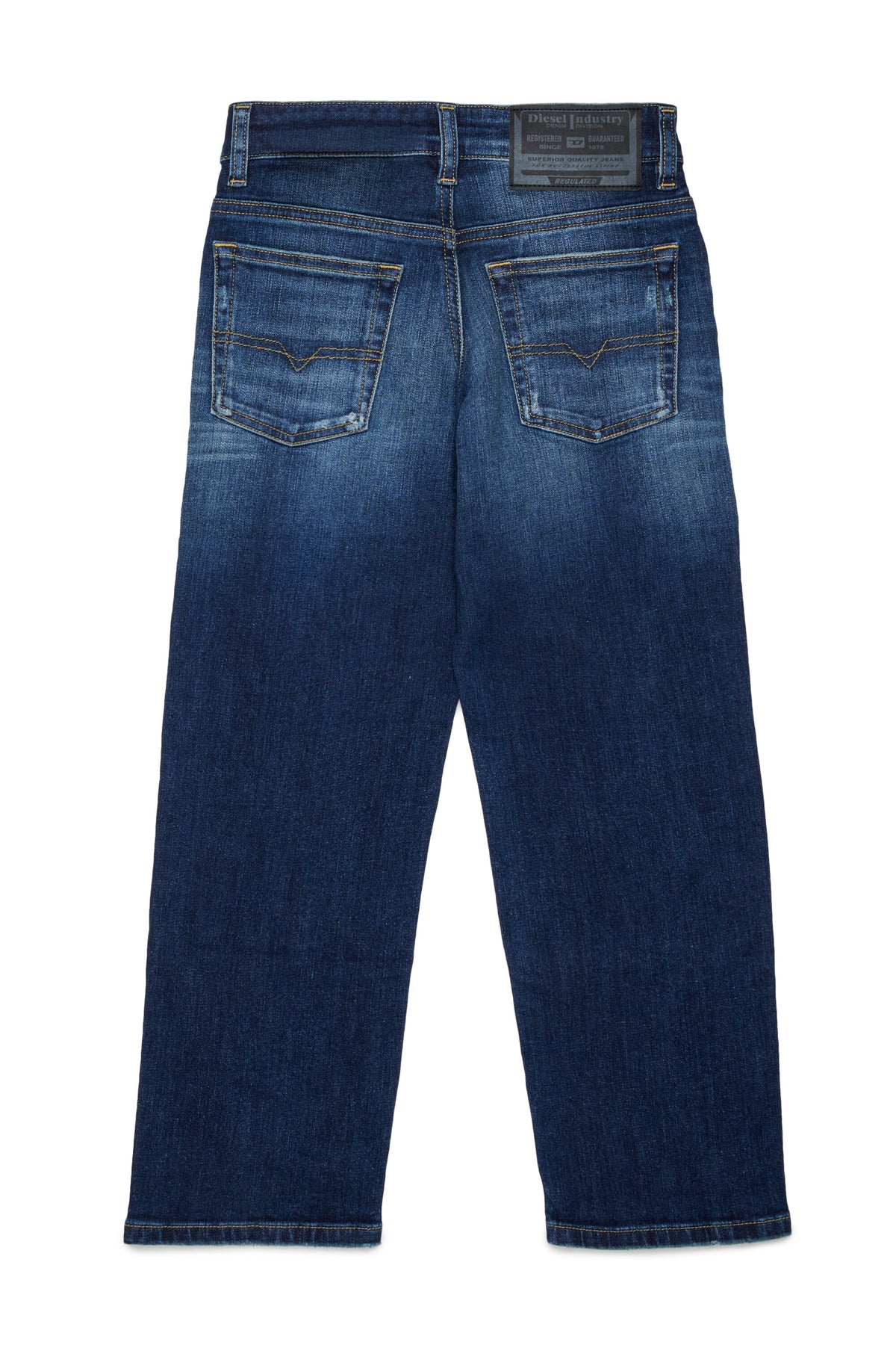 Relaxed fit jeans in medium blue wash - D-Maki